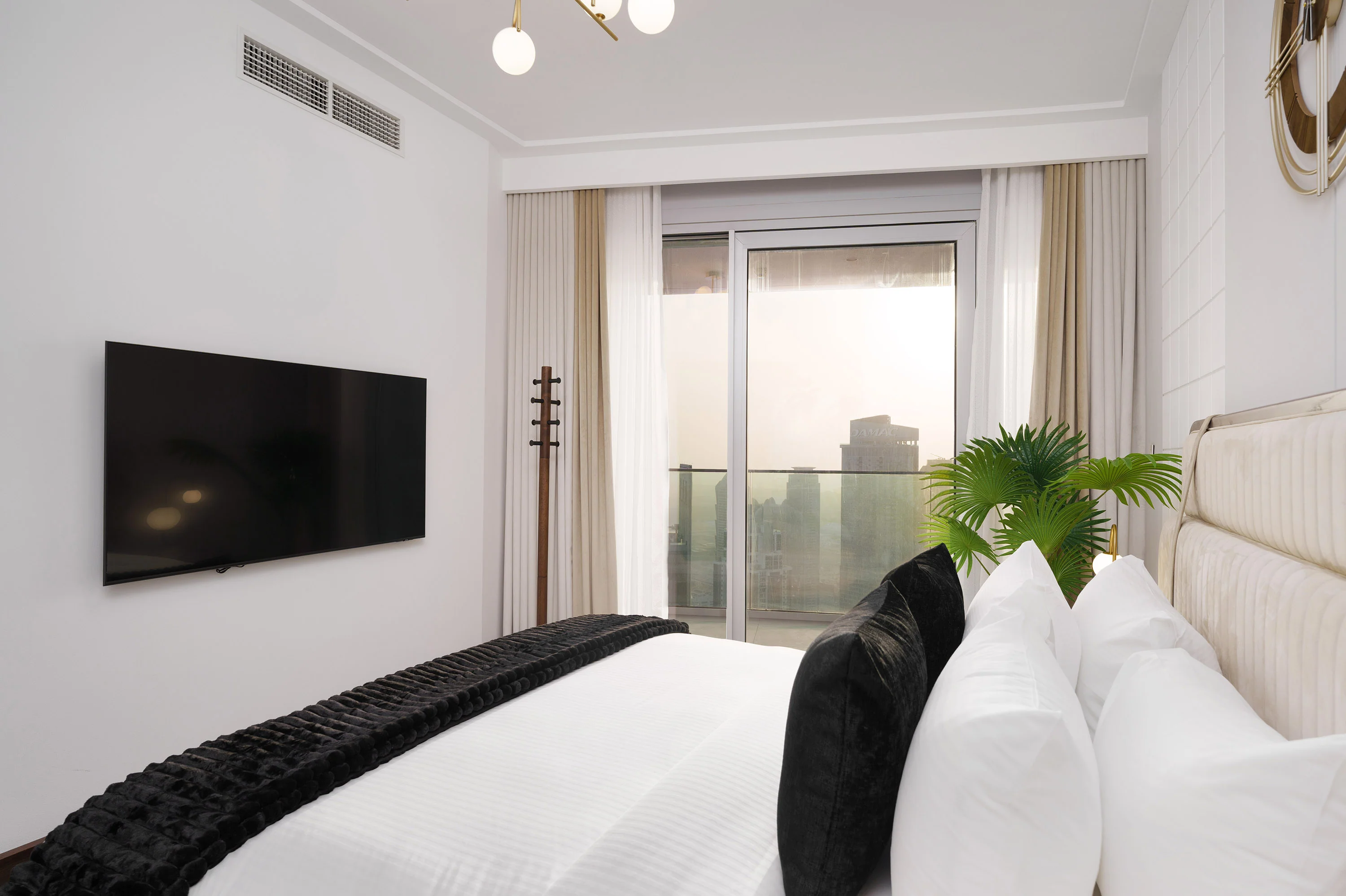 Ultra Chic High-Floor Apt w/ Direct Burj Khalifa & Fountains Views - Image 22
