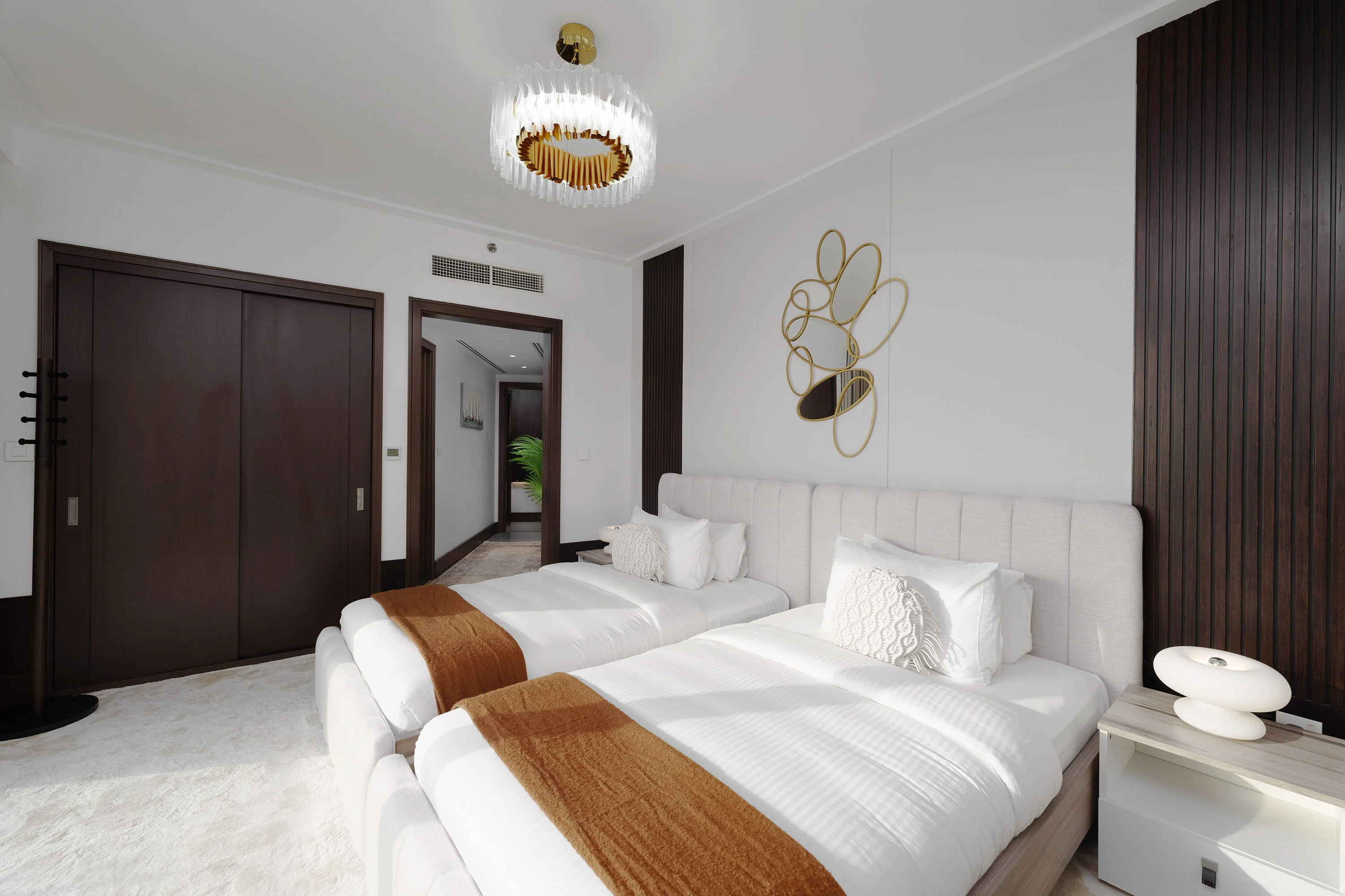 Ultra Chic High-Floor Apt w/ Direct Burj Khalifa & Fountains Views - Image 26