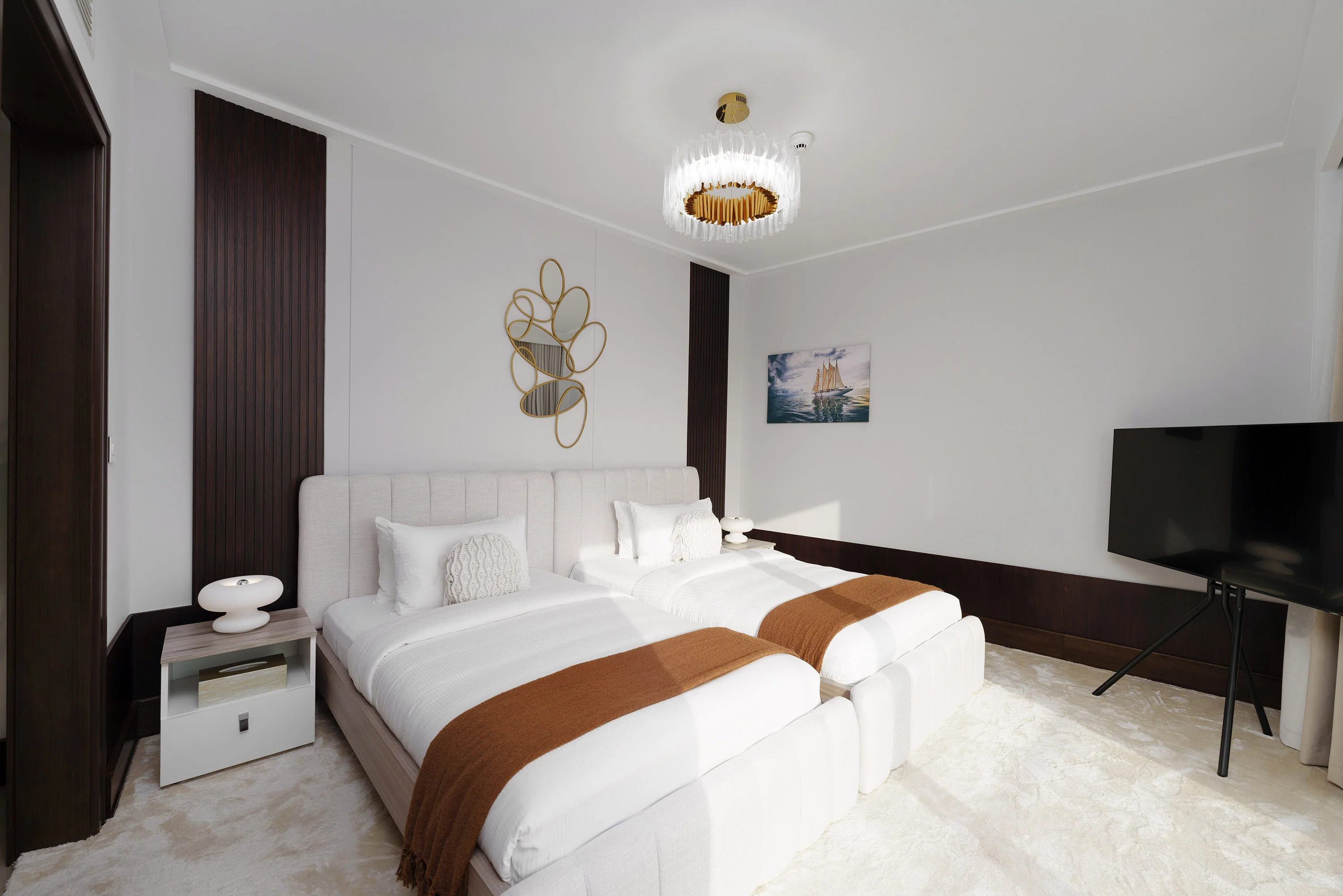 Ultra Chic High-Floor Apt w/ Direct Burj Khalifa & Fountains Views - Image 28