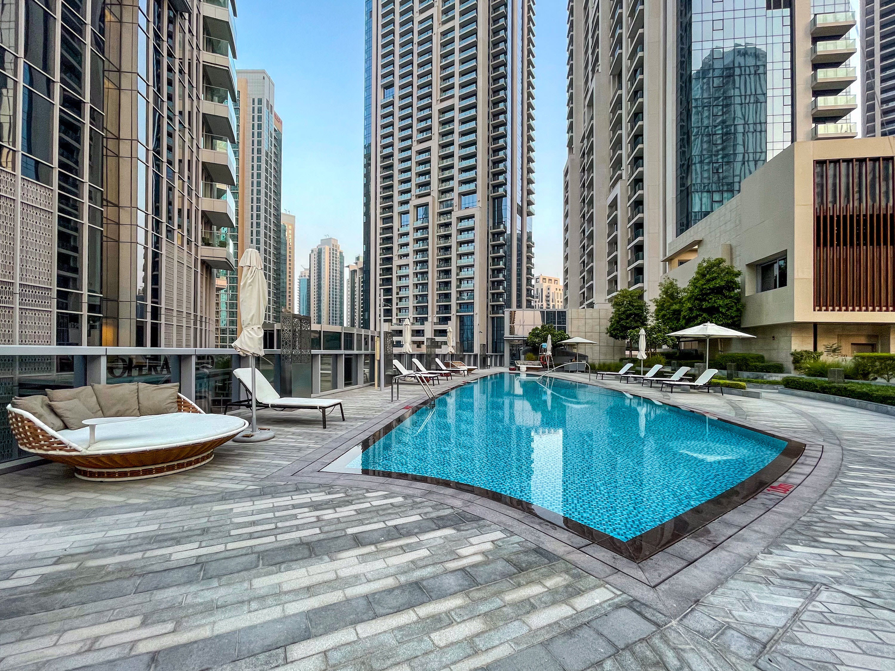 Ultra Chic High-Floor Apt w/ Direct Burj Khalifa & Fountains Views - Image 31