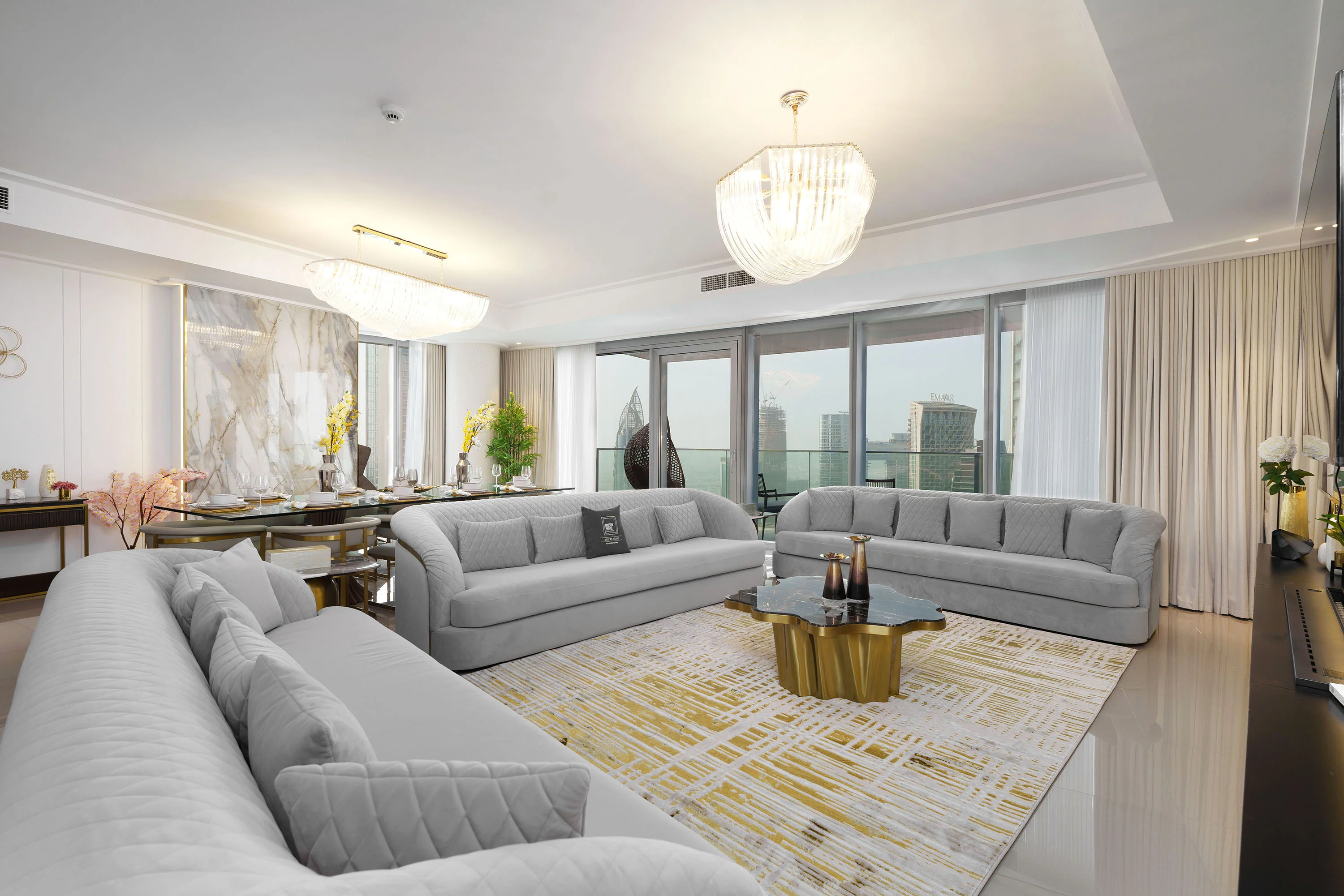 Ultra Chic High-Floor Apt w/ Direct Burj Khalifa & Fountains Views - Image 4