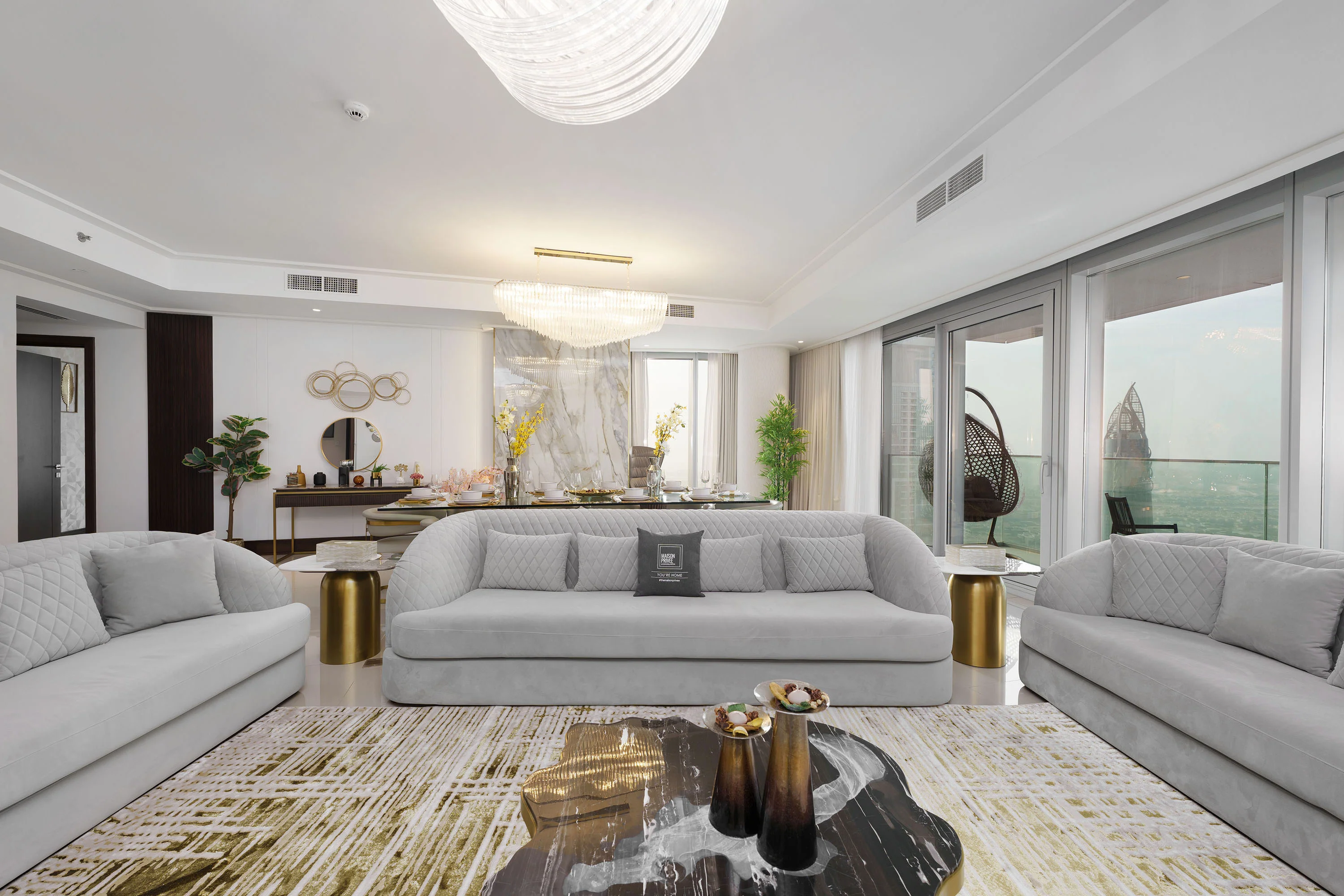 Ultra Chic High-Floor Apt w/ Direct Burj Khalifa & Fountains Views - Image 6