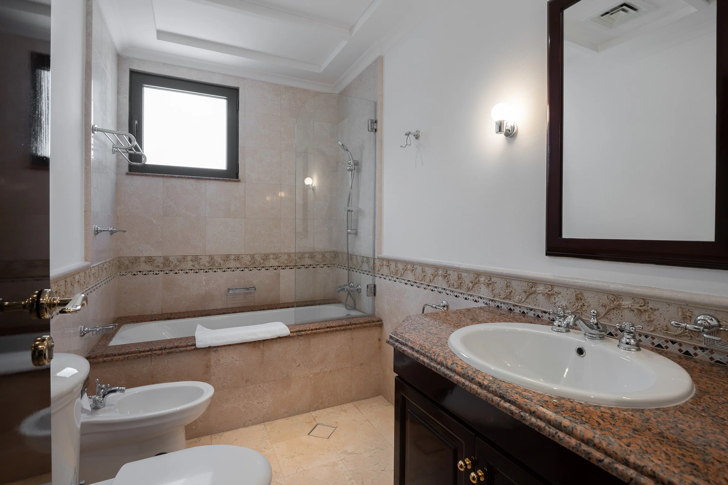 Villa on Beach w/Private Pool The Palm Jumeirah - Image 31