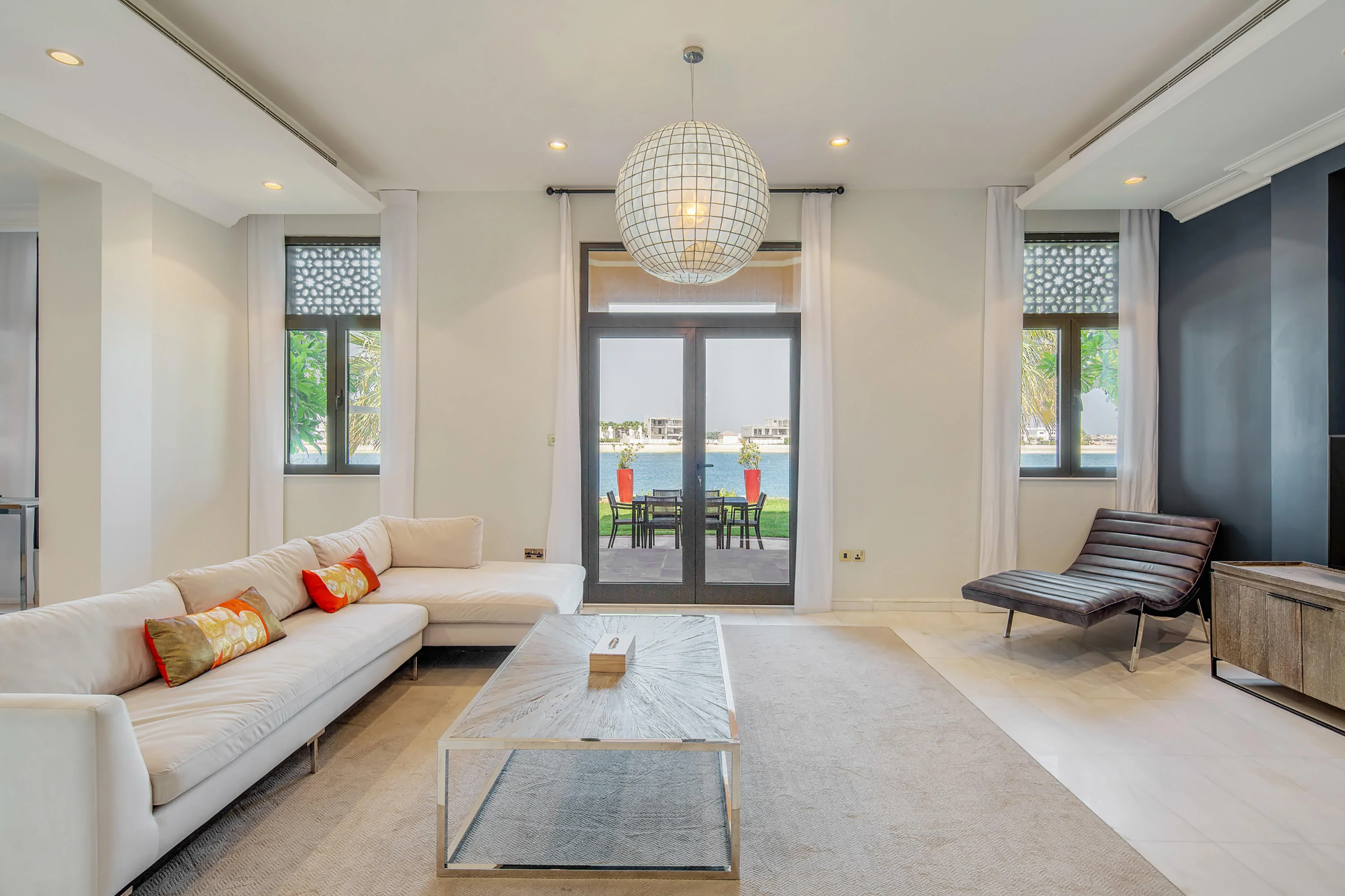 Prvt Pool & Beach! in Luxury Palm Jumeirah Villa - Image 6