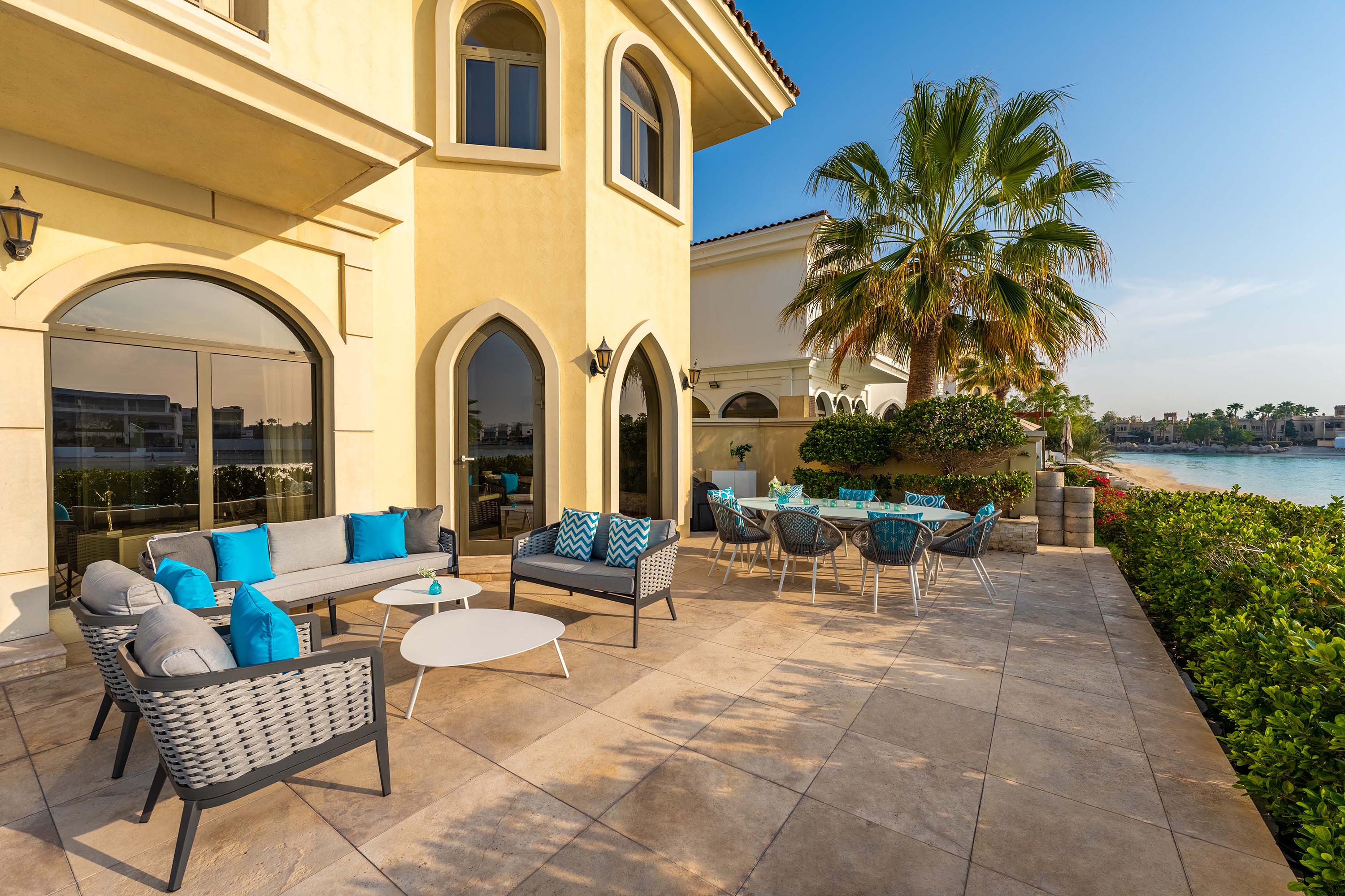 Ultra-Luxury Villa w/ Private Pool & Beach on Palm - Image 2