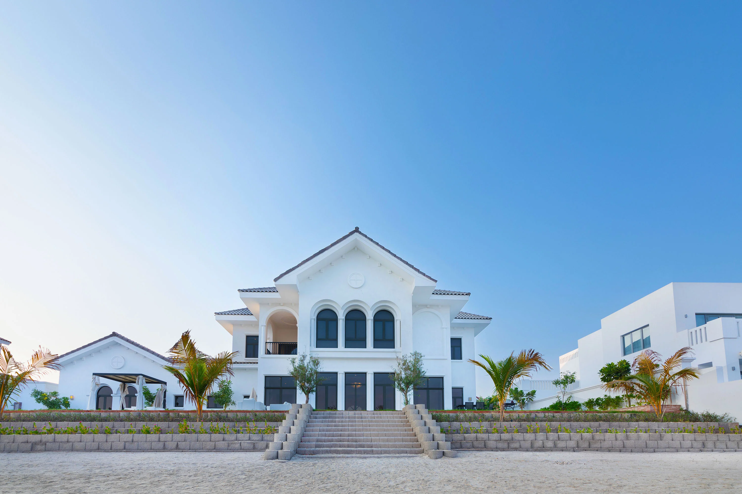 Luxury Villa w/ Dramatic Vw Private Beach & Pool - Image 3