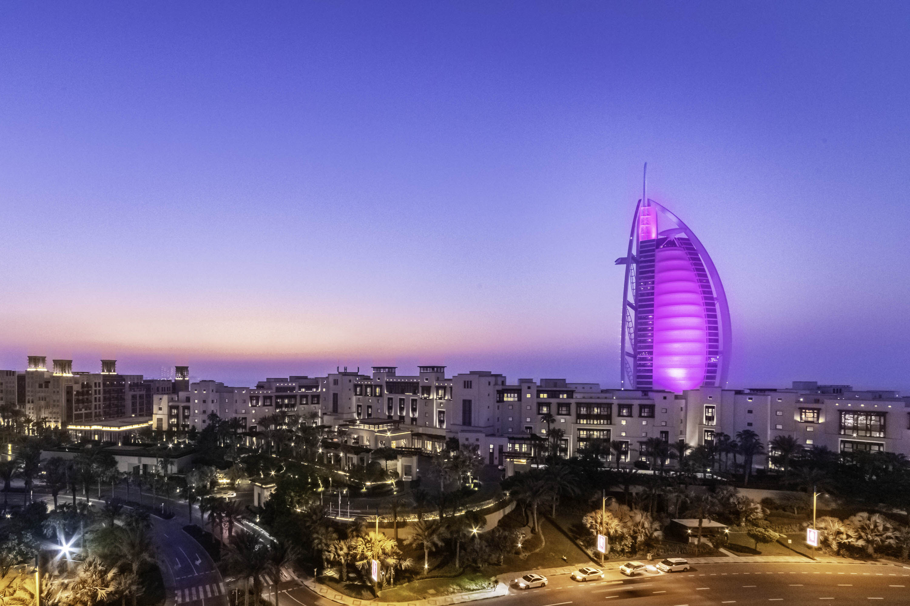 Exclusive Seaview 3BR Roof Terrace Apt with Scenic Views of Burj alArab - Image 20