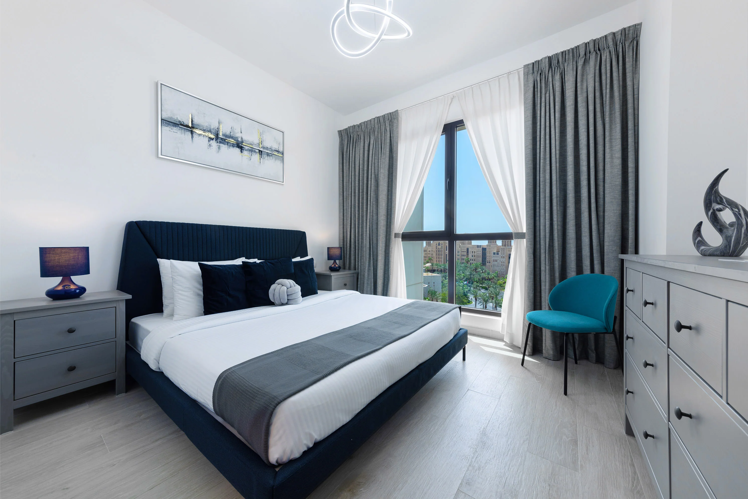 Exclusive Seaview 3BR Roof Terrace Apt with Scenic Views of Burj alArab - Image 21
