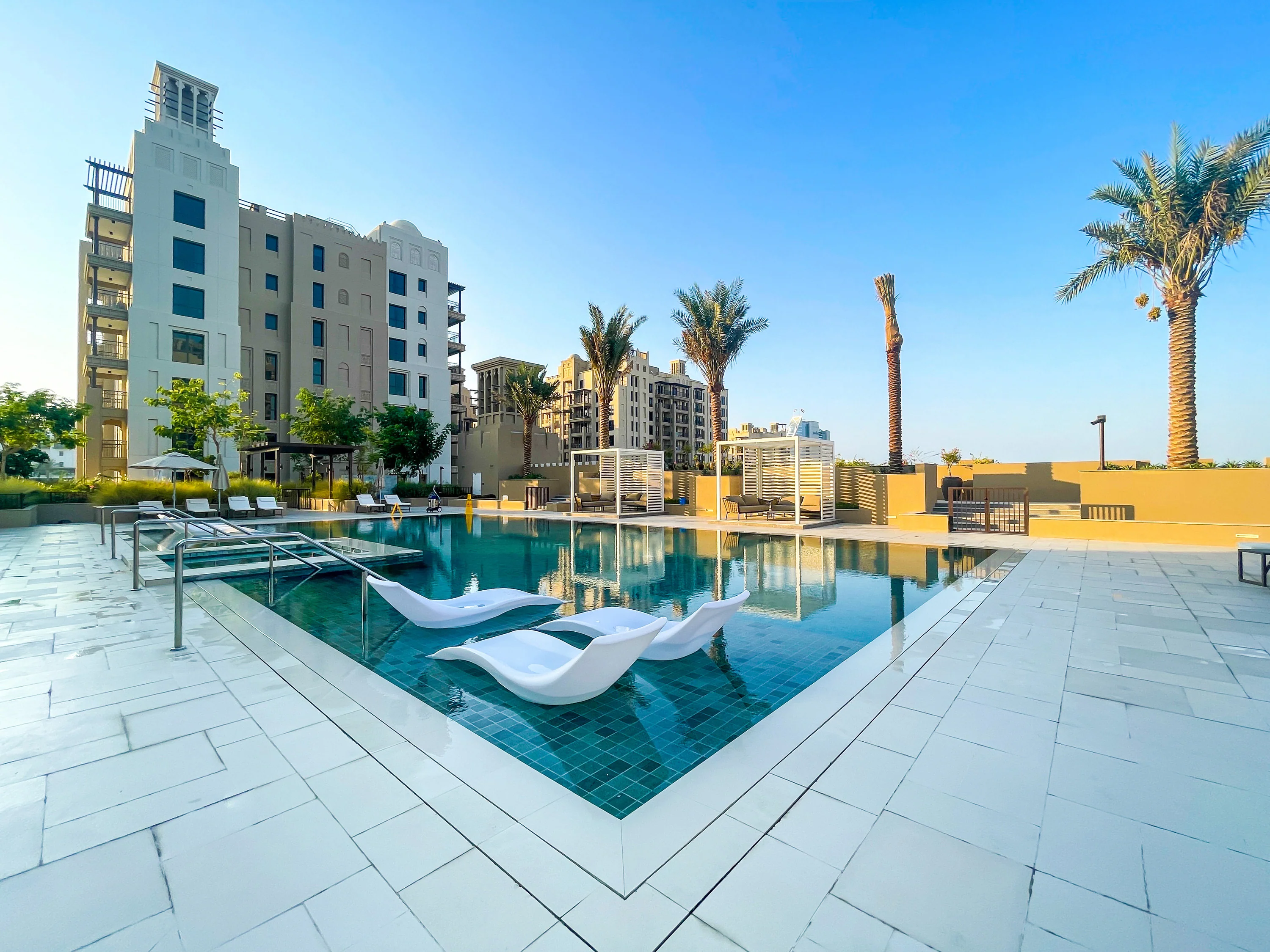 Exclusive Seaview 3BR Roof Terrace Apt with Scenic Views of Burj alArab - Image 30