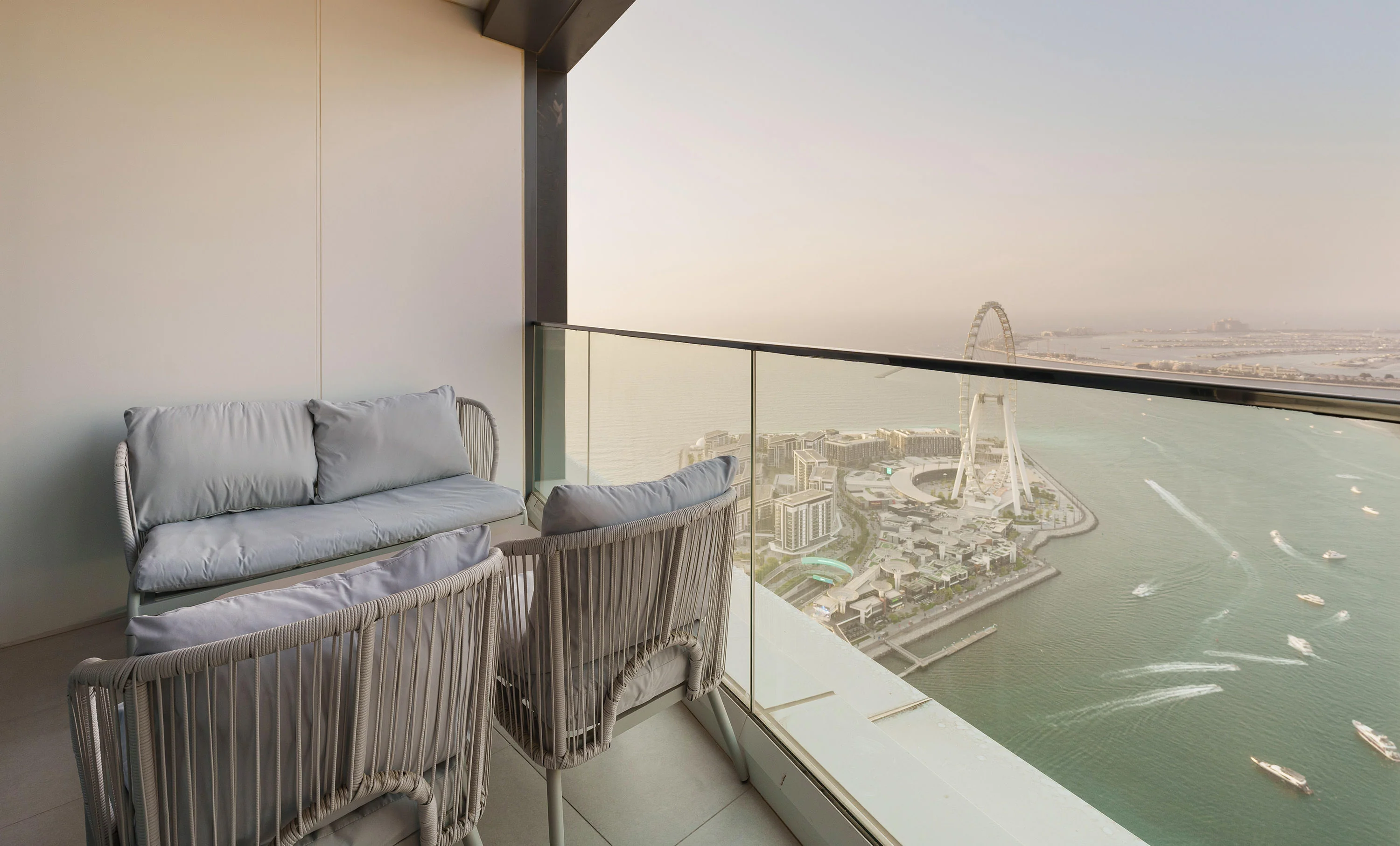 Lavish Apt w/ Stellar Ocean Views in Address JBR - Image 12