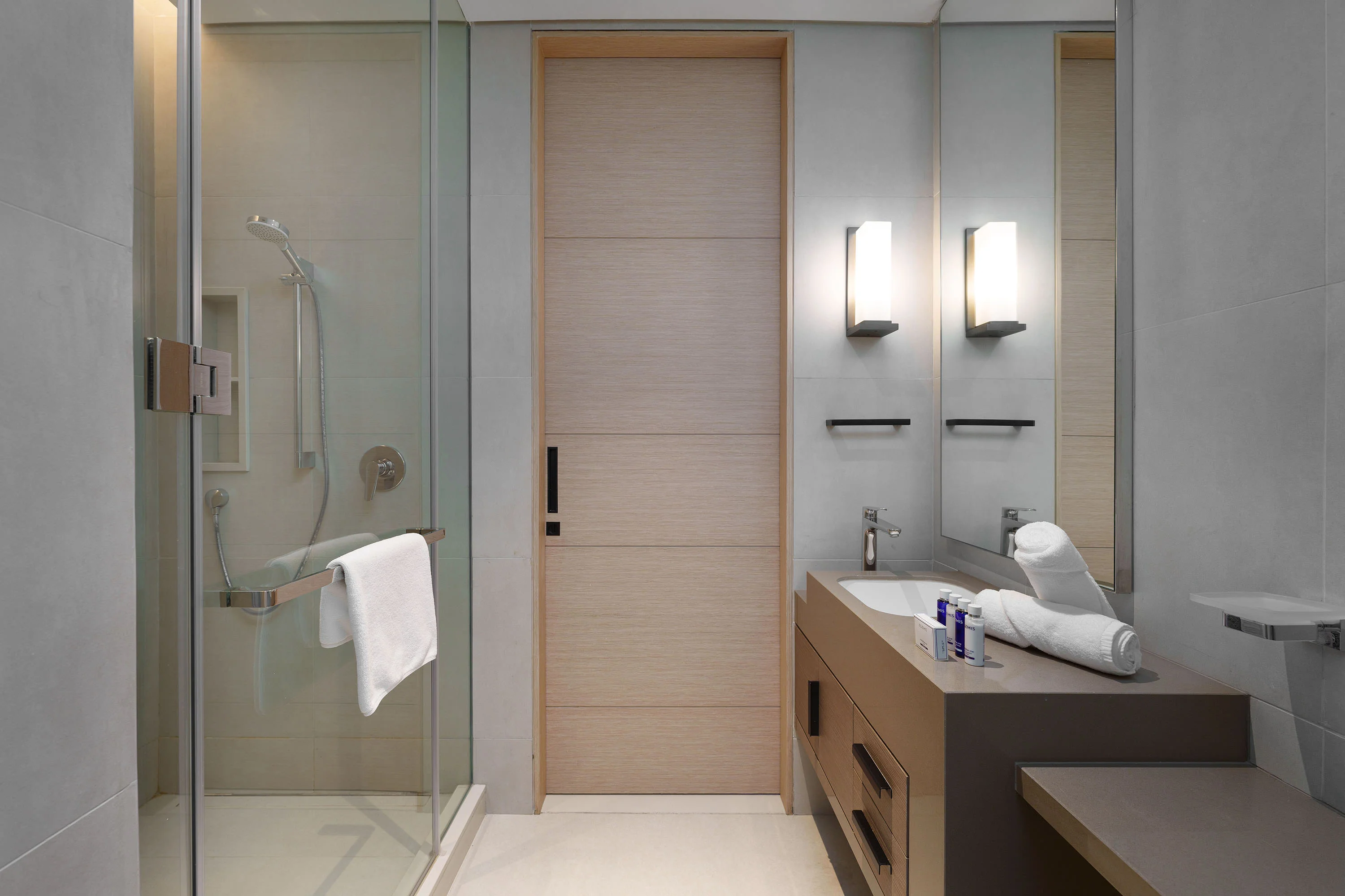 Lavish Apt w/ Stellar Ocean Views in Address JBR - Image 25