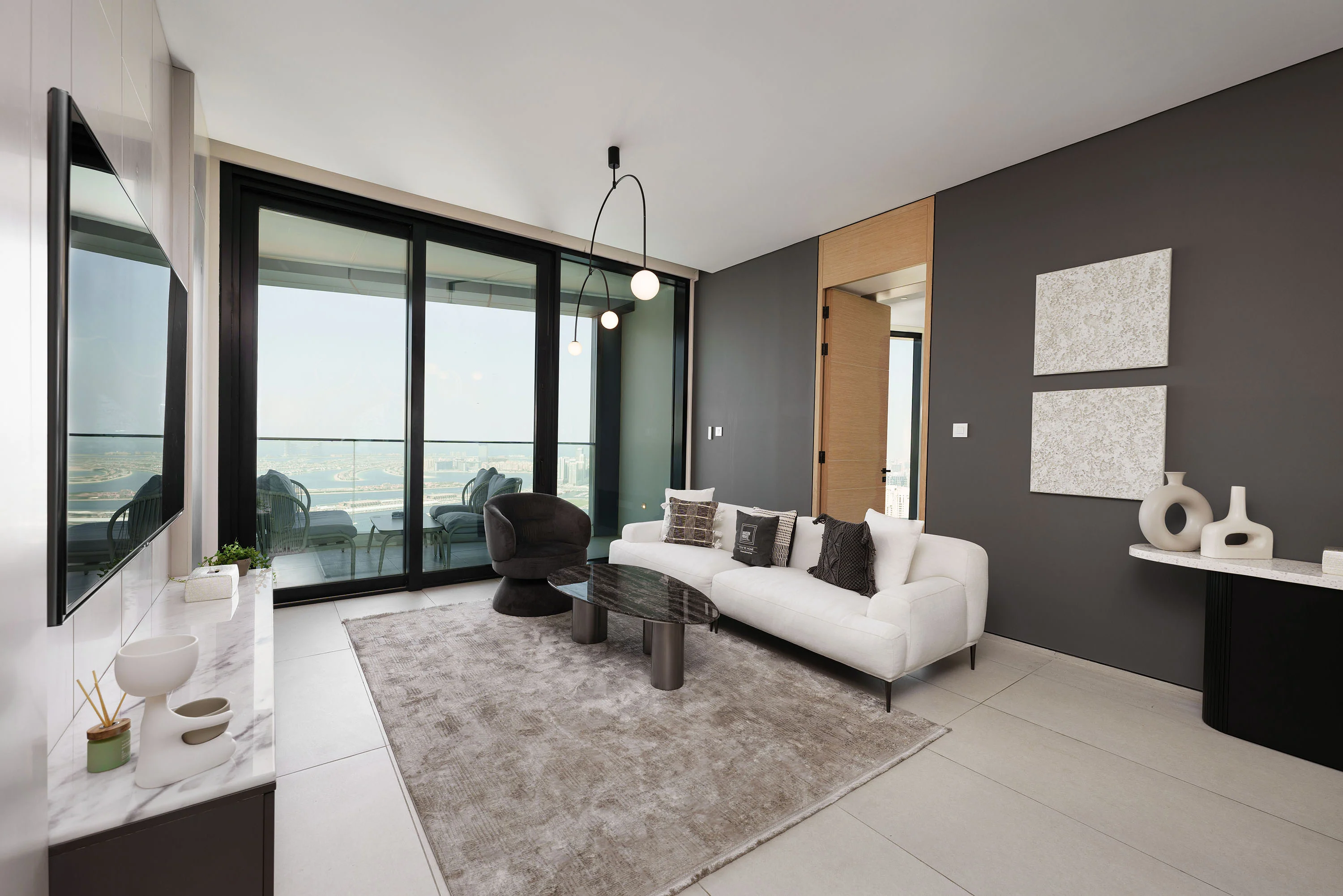 Lavish Apt w/ Stellar Ocean Views in Address JBR - Image 6