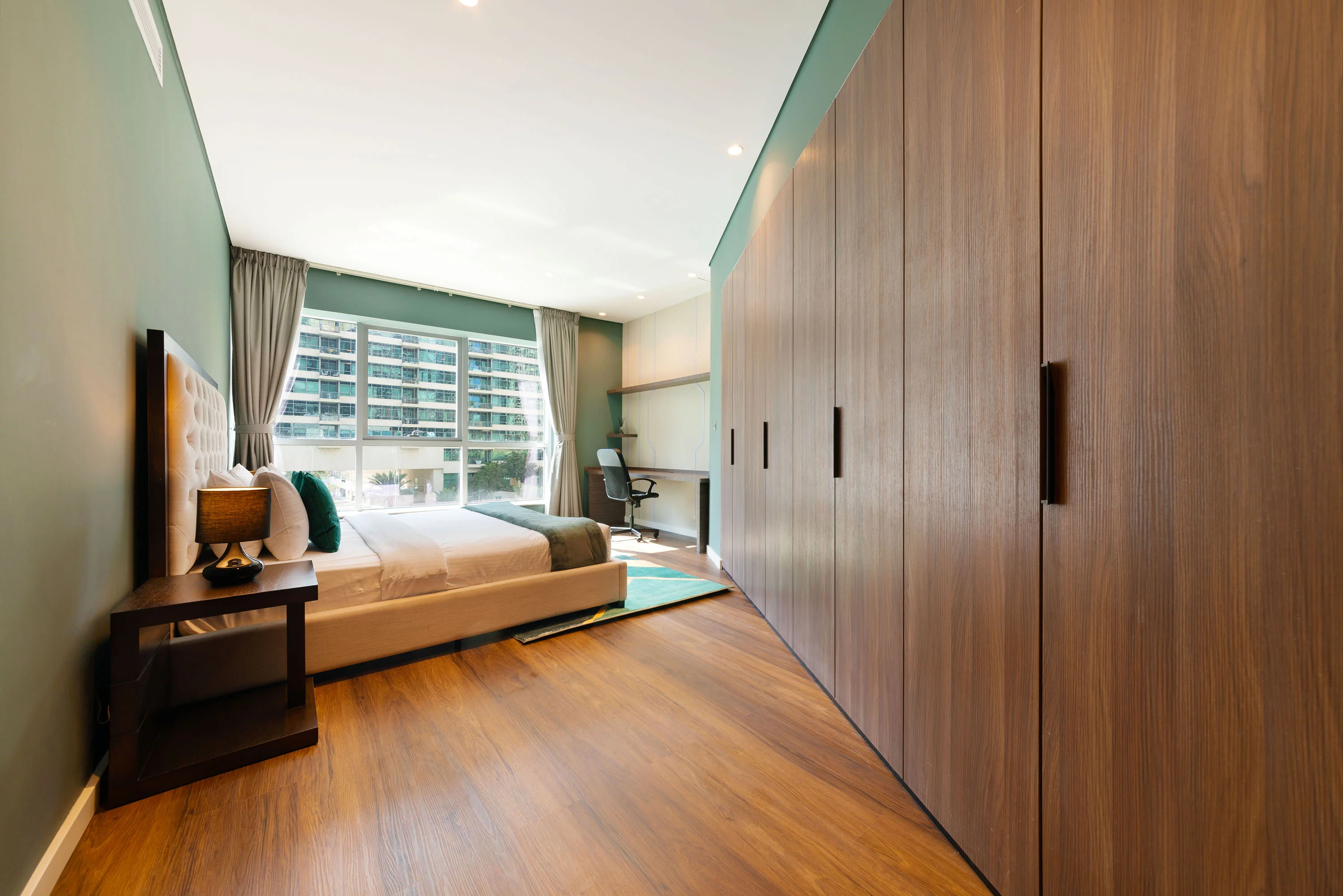 Stunning 3-Floor Villa w/ Kids Room & Rooftop Terrace over Dubai Marina - Image 23
