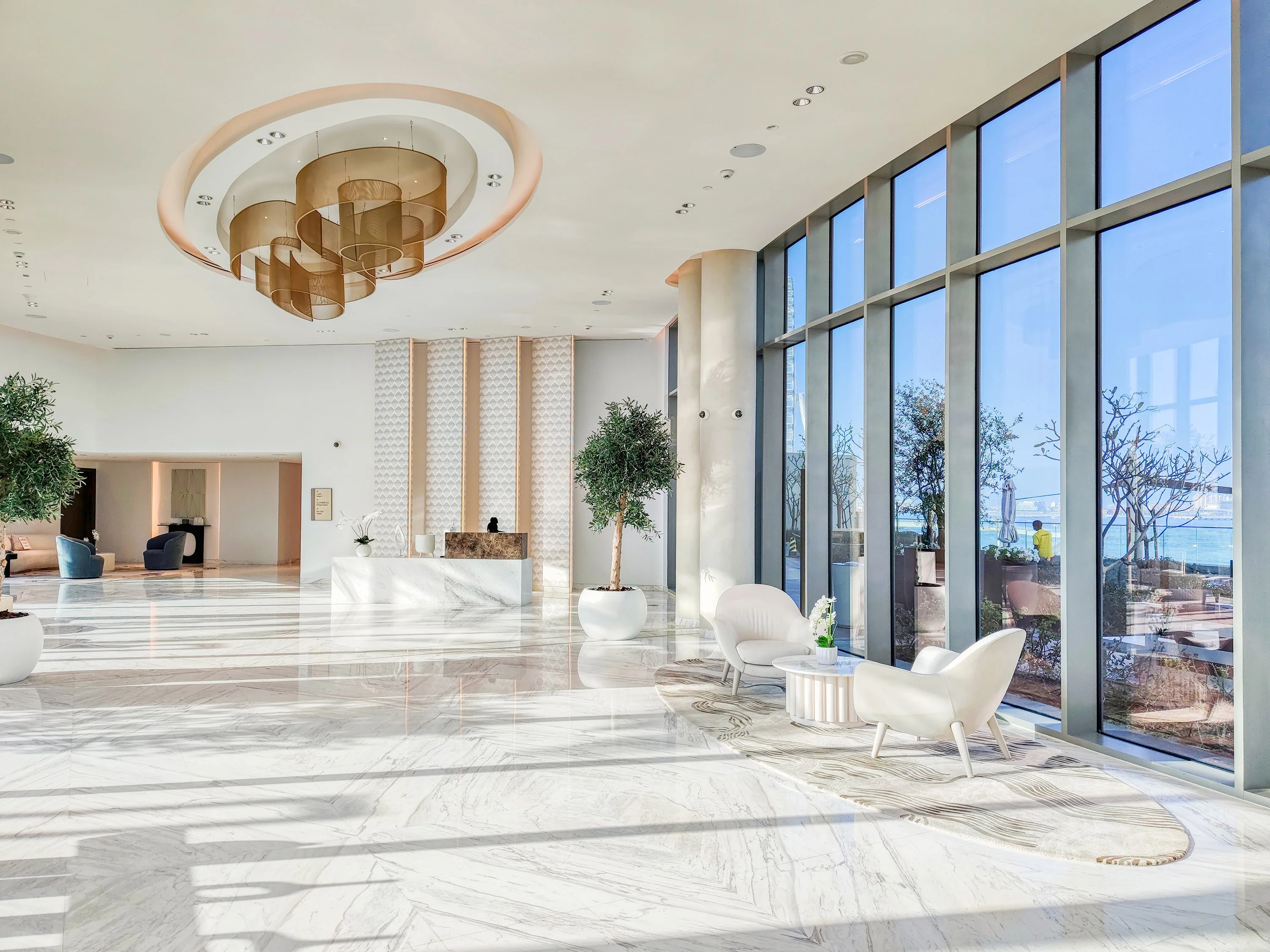 Exclusive Sea View apartment on the Arabian Gulf - Image 20