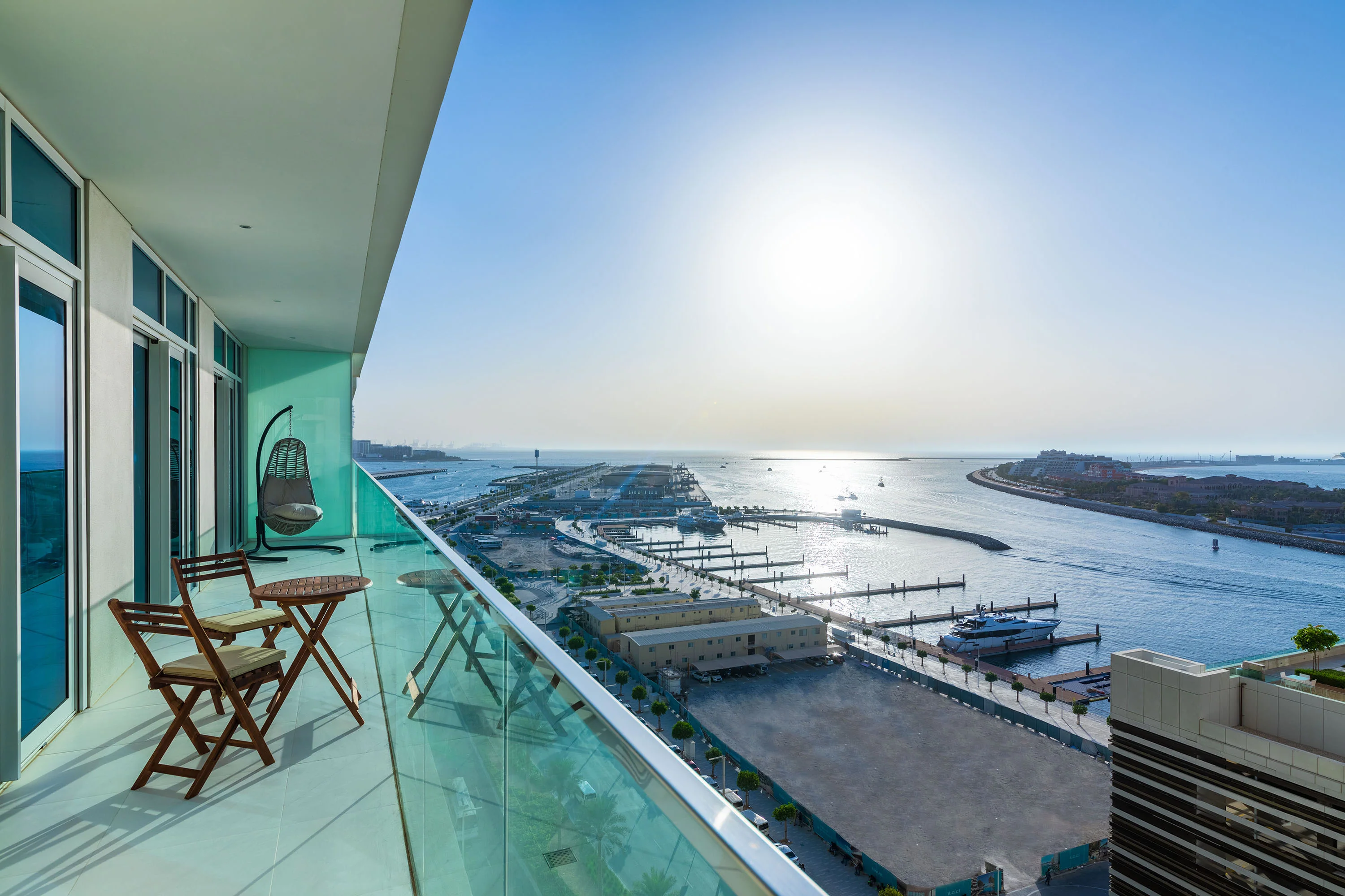 Stylish 2BR apt in Emaar Beachfront w/ stunning sea views - Image 20