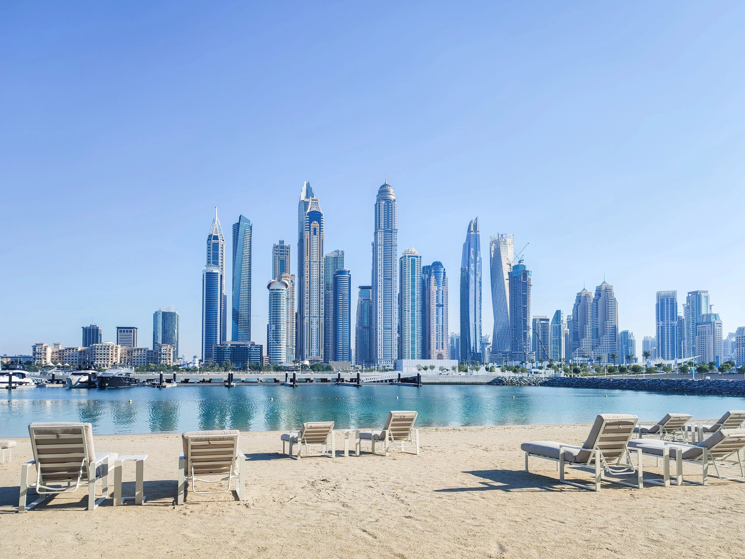 Stylish 2BR apt in Emaar Beachfront w/ stunning sea views - Image 24