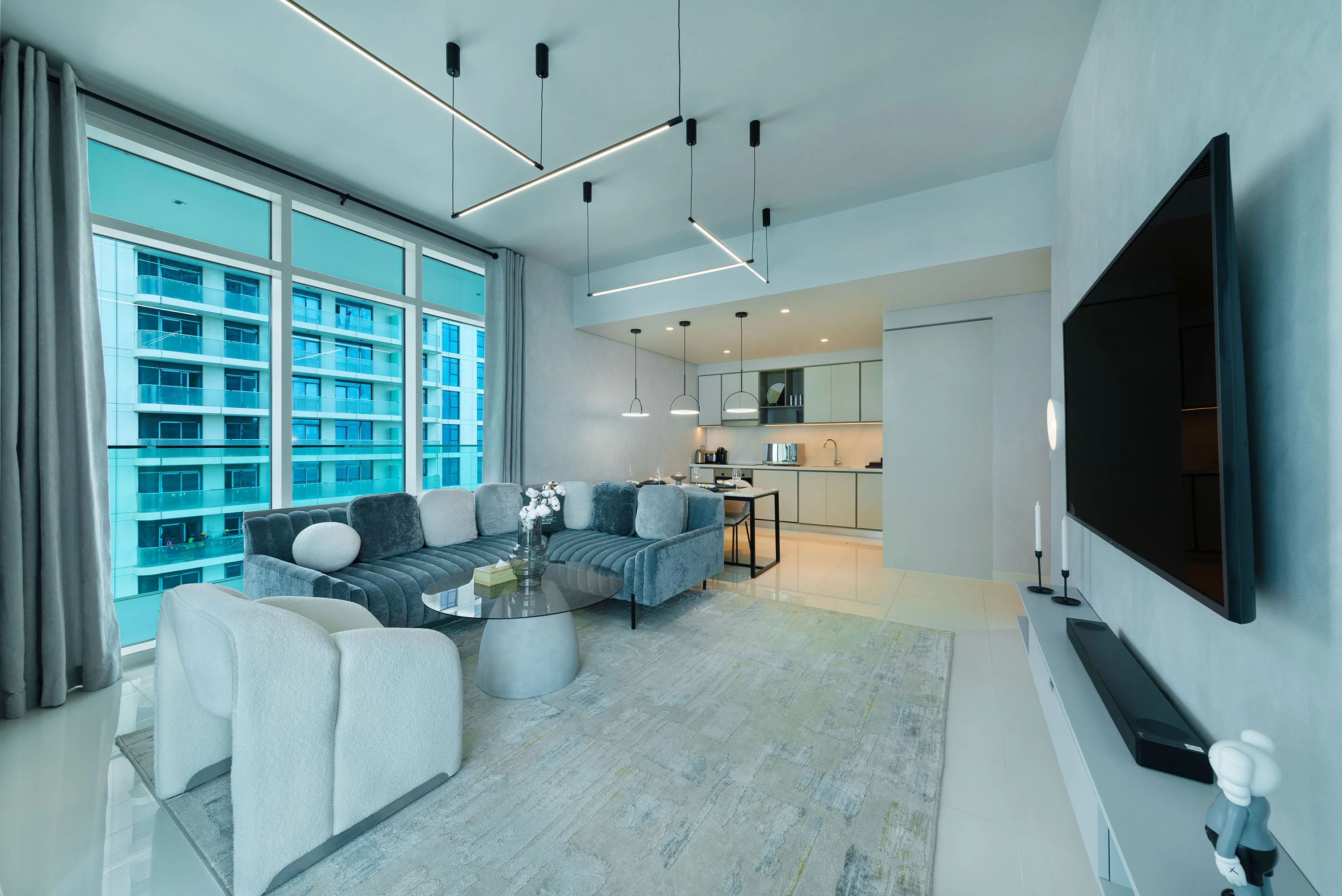Stylish 2BR apt in Emaar Beachfront w/ stunning sea views - Image 7
