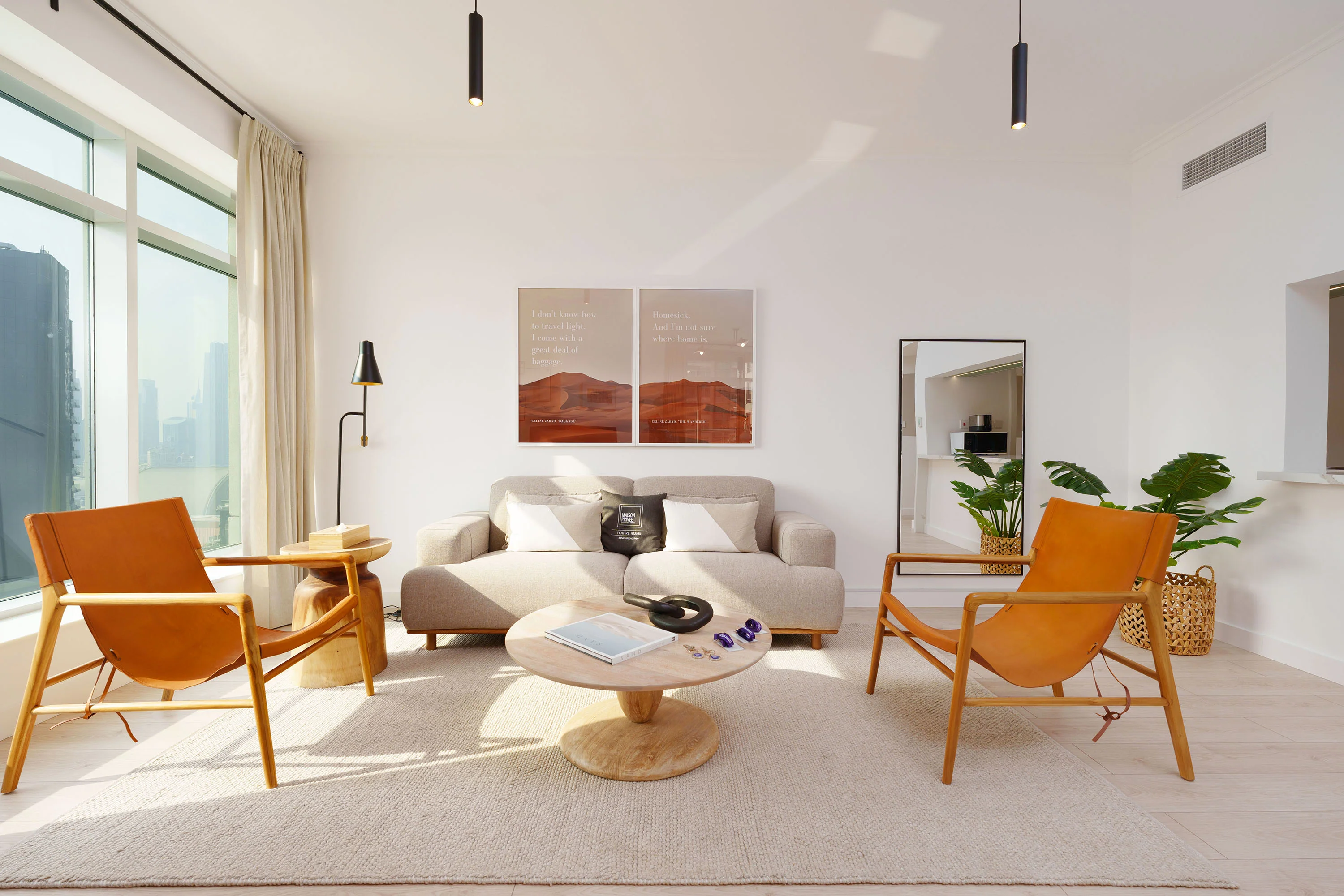 Modern Chic Apt w/ Spectacular Downtown Views - Image 4