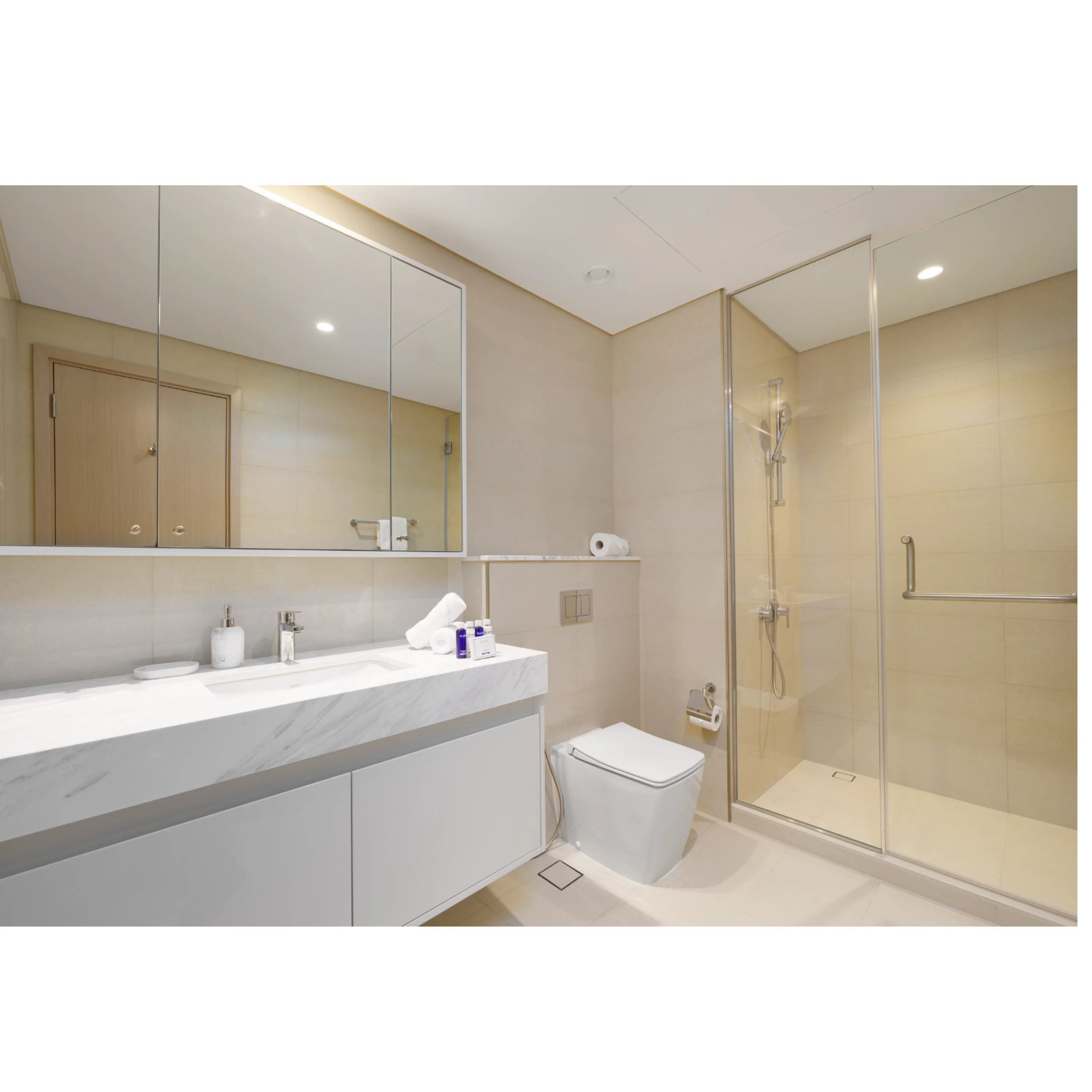 High-End Apt w/ Direct Burj Khalifa Views - Image 7