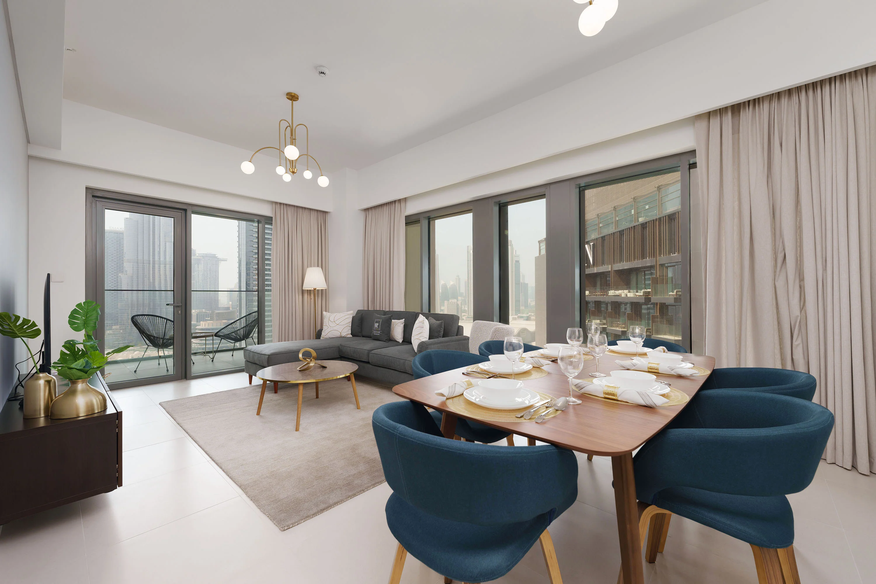 Modern Chic Apt w/ Unobstructed Burj Khalifa Views - Image 3