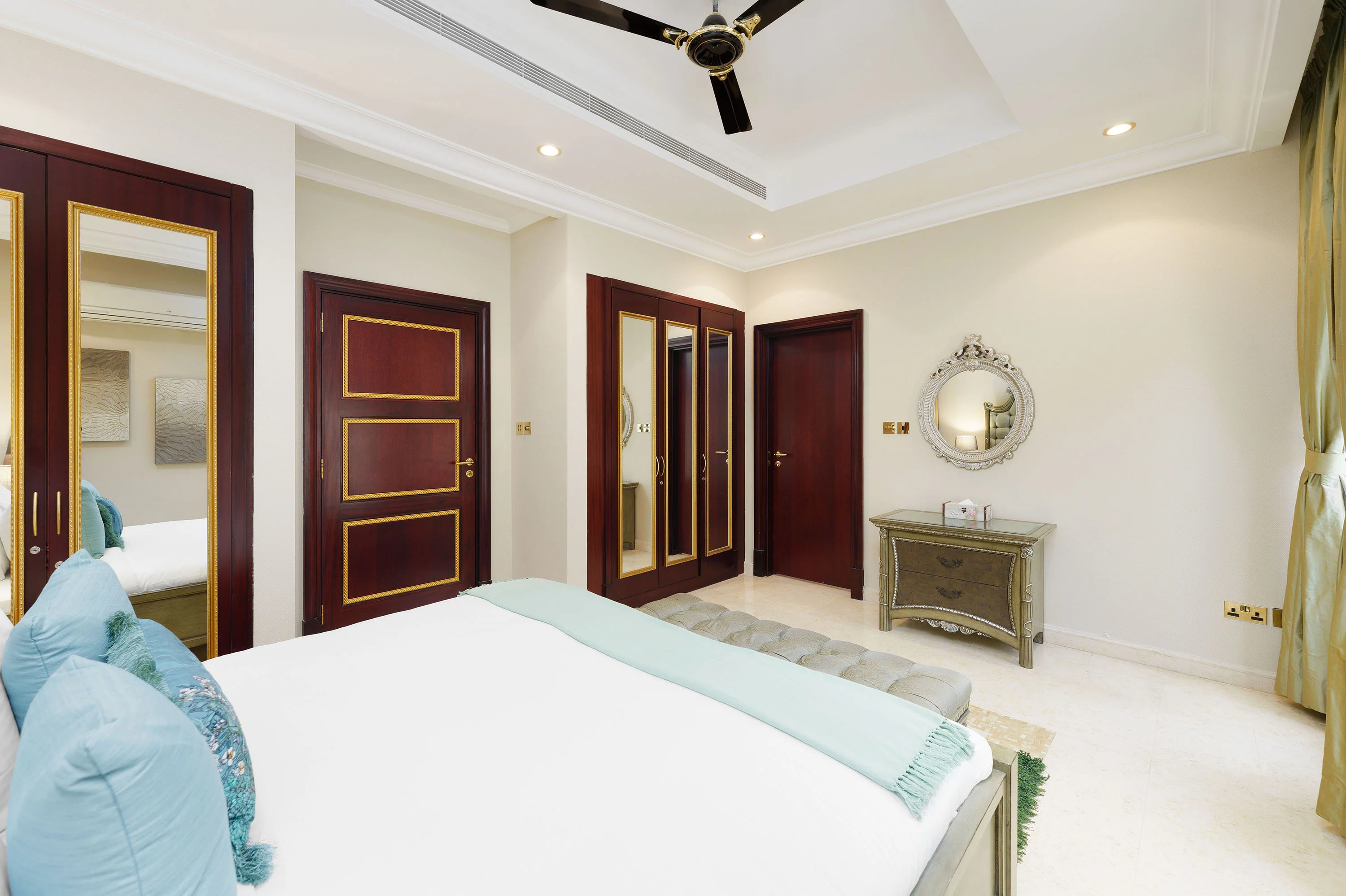 Opulent Palm Villa w/ Pool & Royal Atlantis Views - Image 20