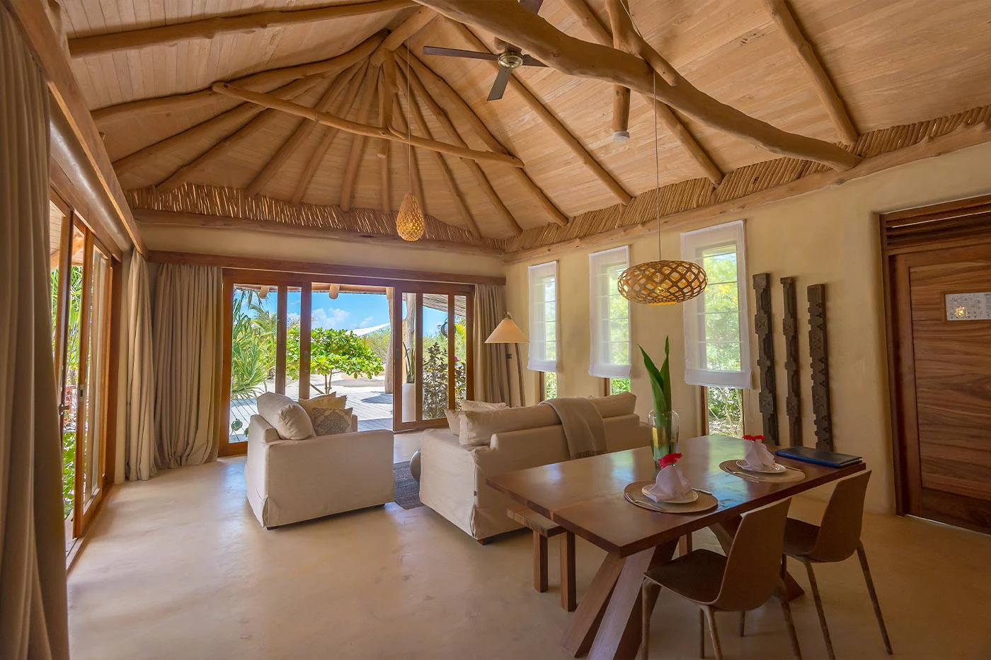 Beachfront Villa - Image 18