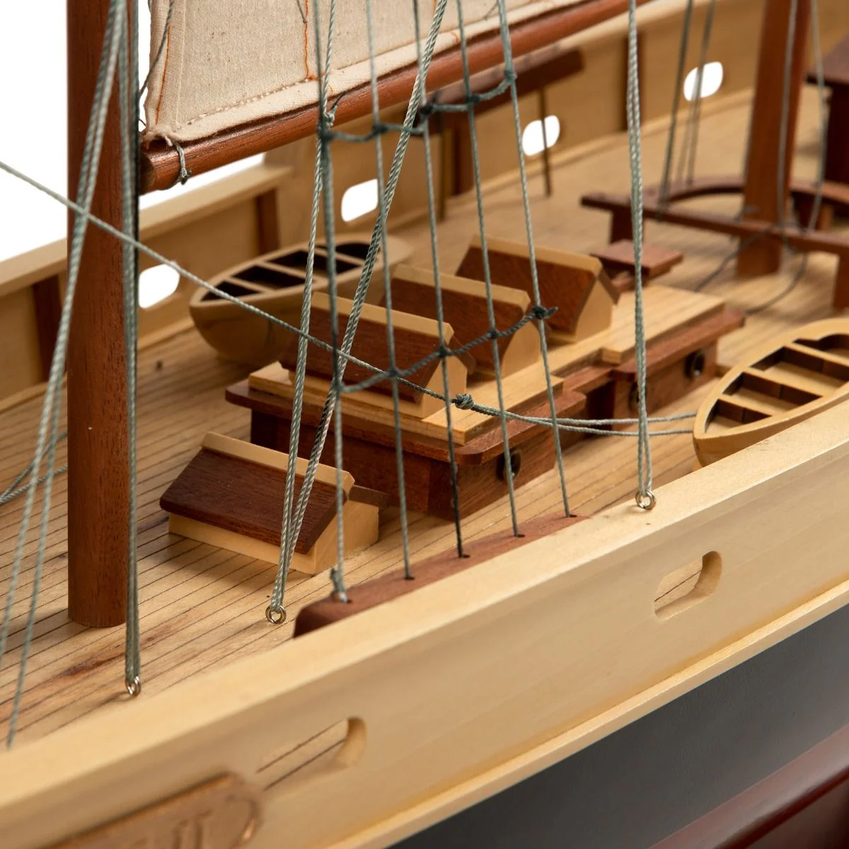 Bluenose II Painted - Image 8