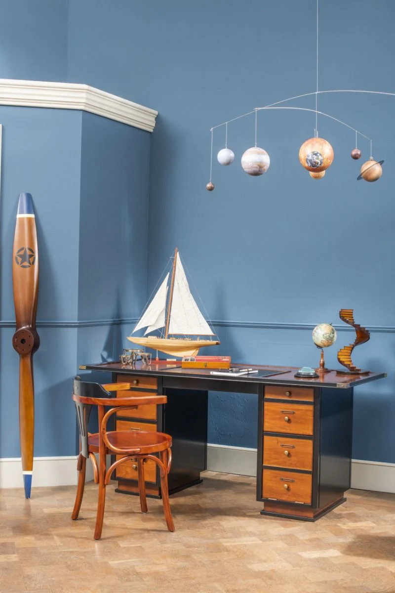 Captain's Desk - Image 2