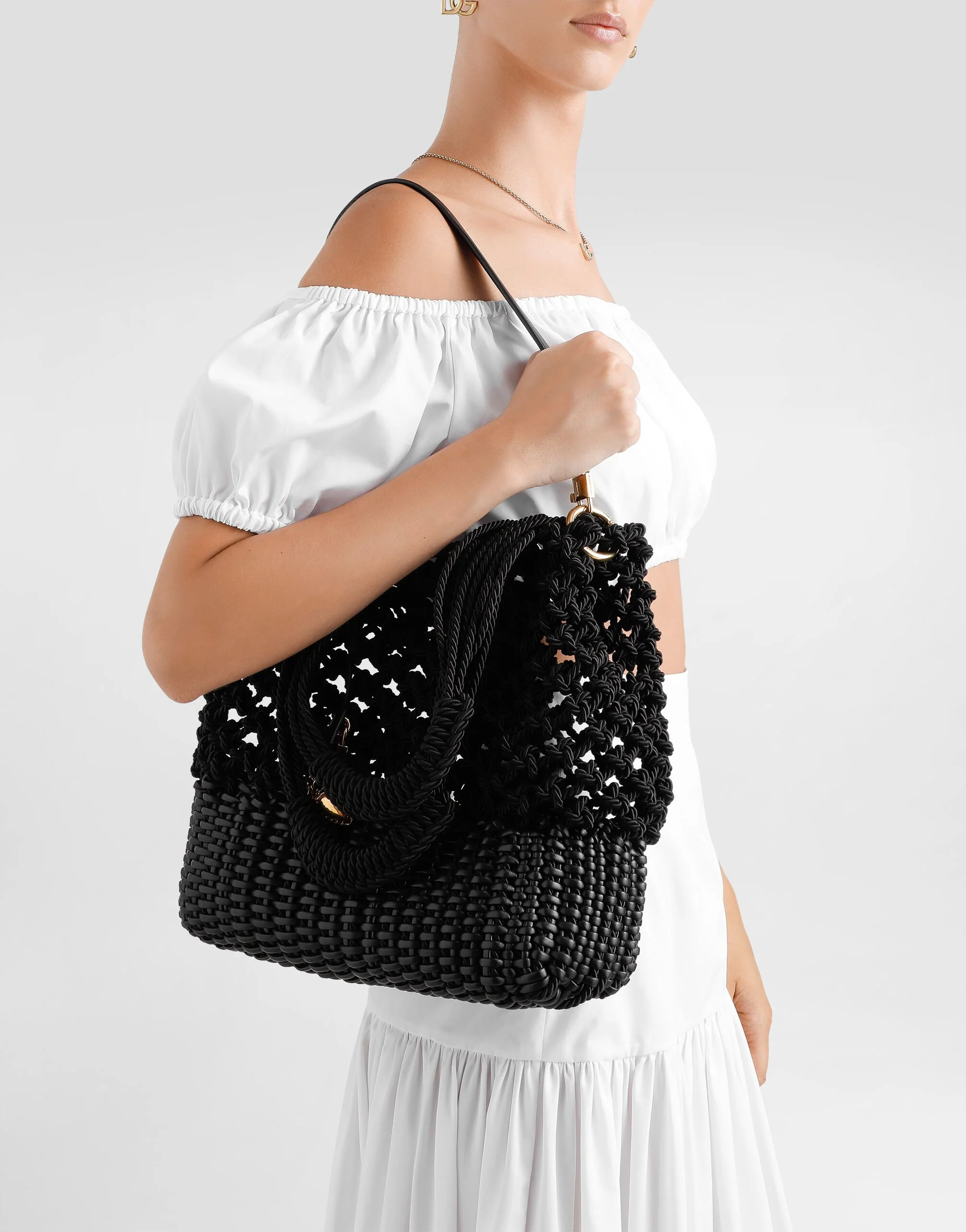 Carla Shopper - Image 3