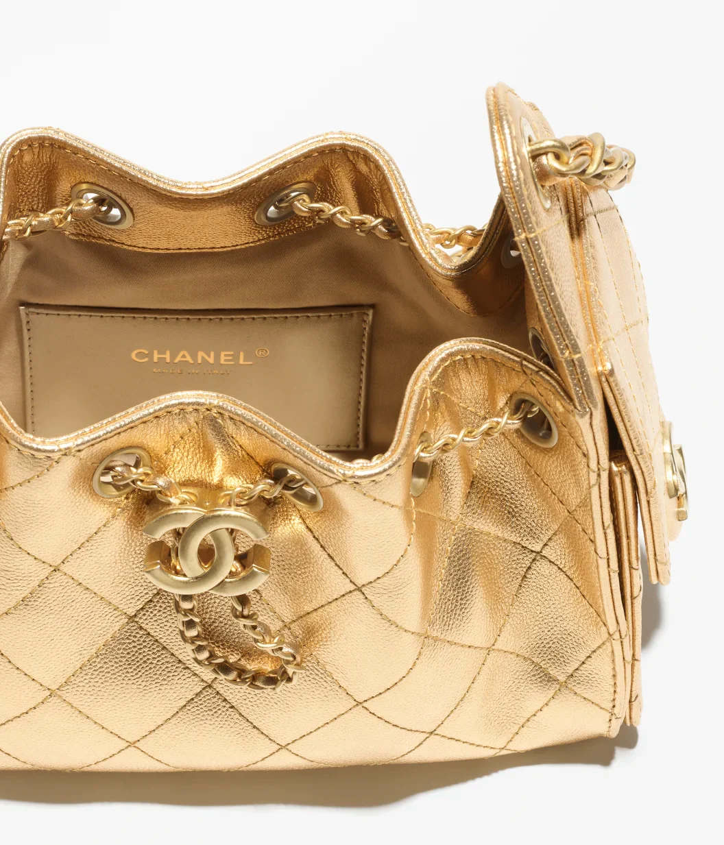 Chanel 25 Mini Handbag - Image 17