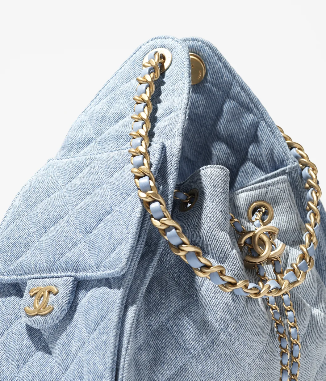 Chanel 25 Small Handbag - Image 3