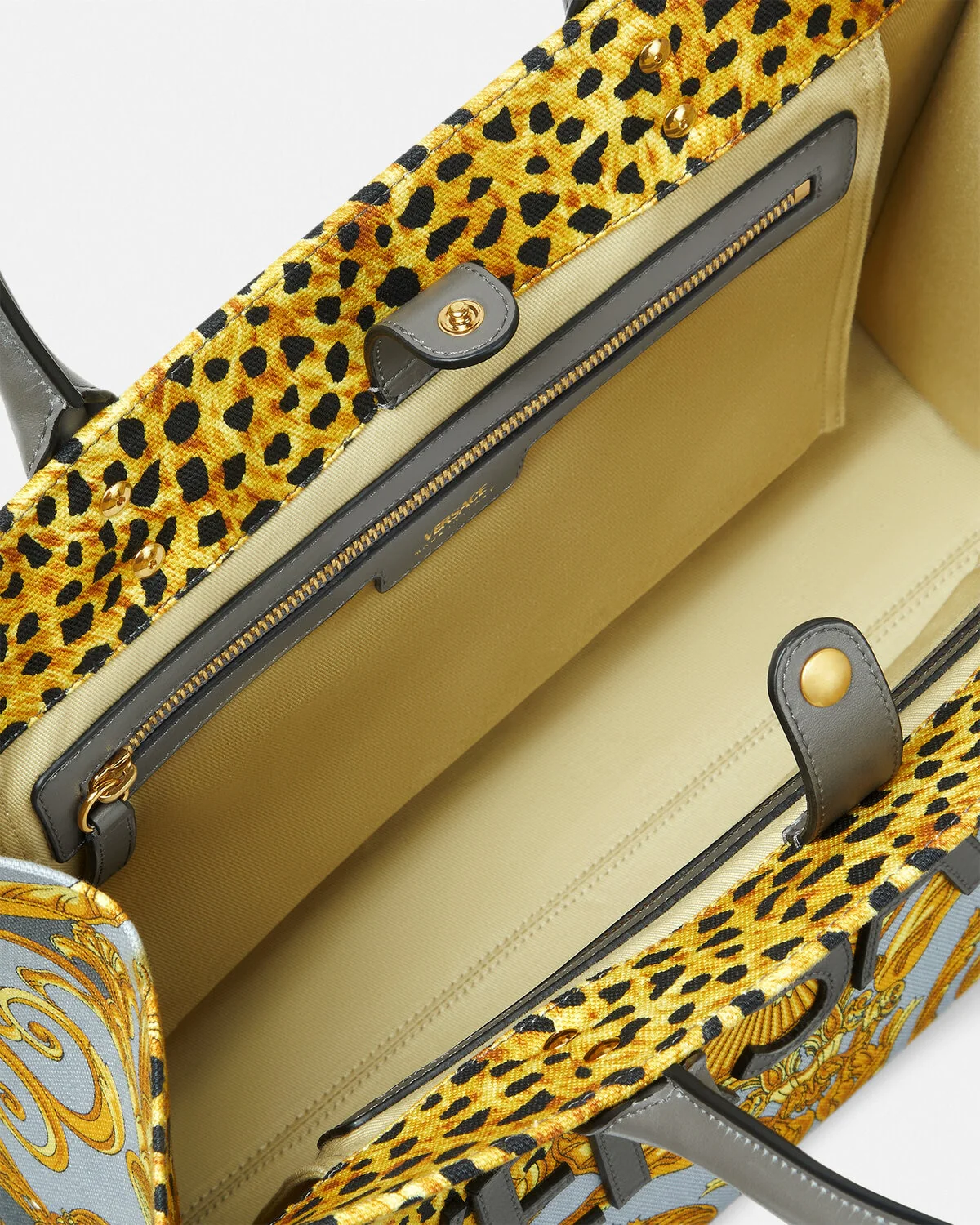 Cheetah Foulard La Medusa Large Tote Bag - Image 4