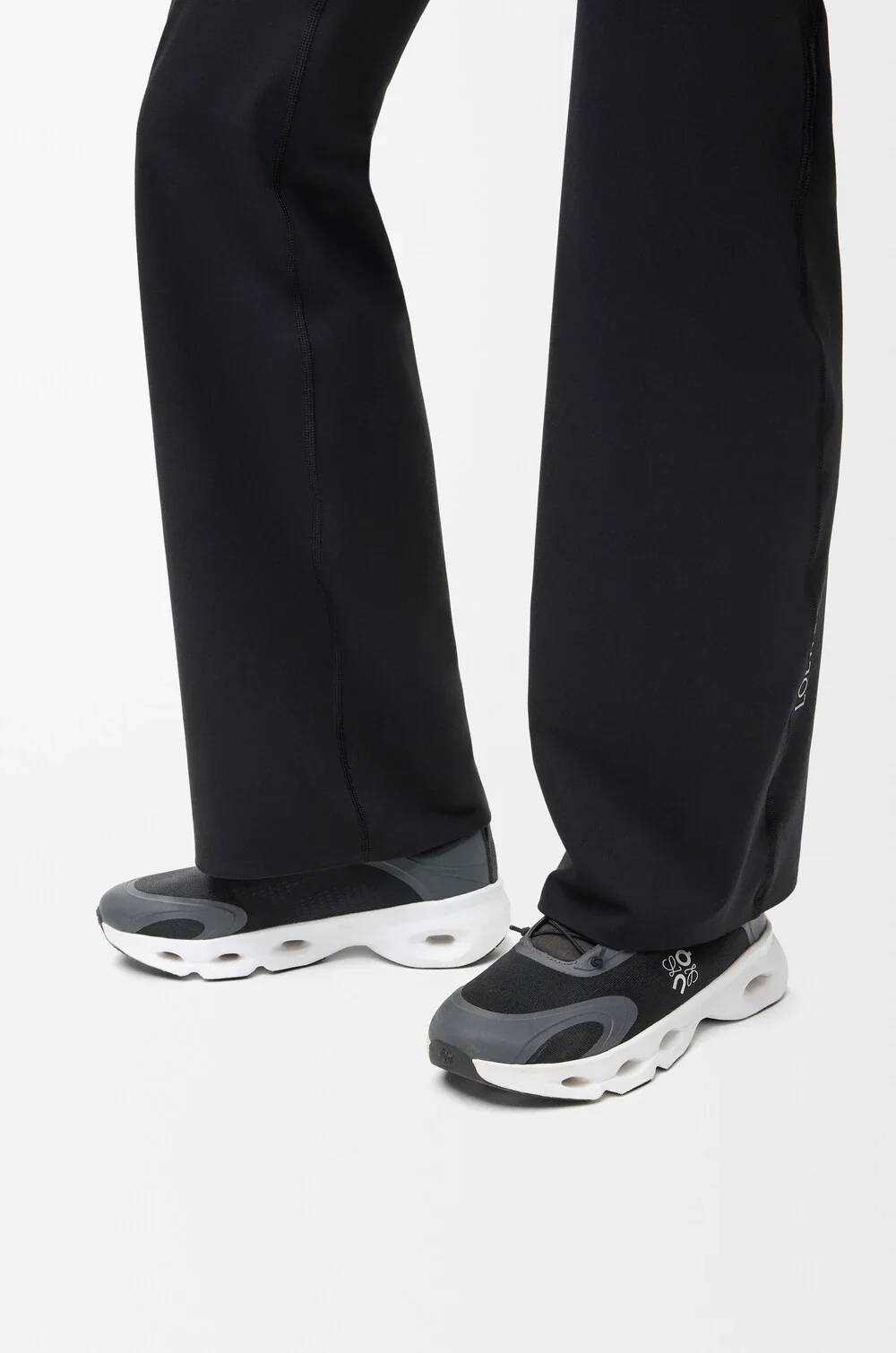 Cloudsolo Sneaker - Image 2