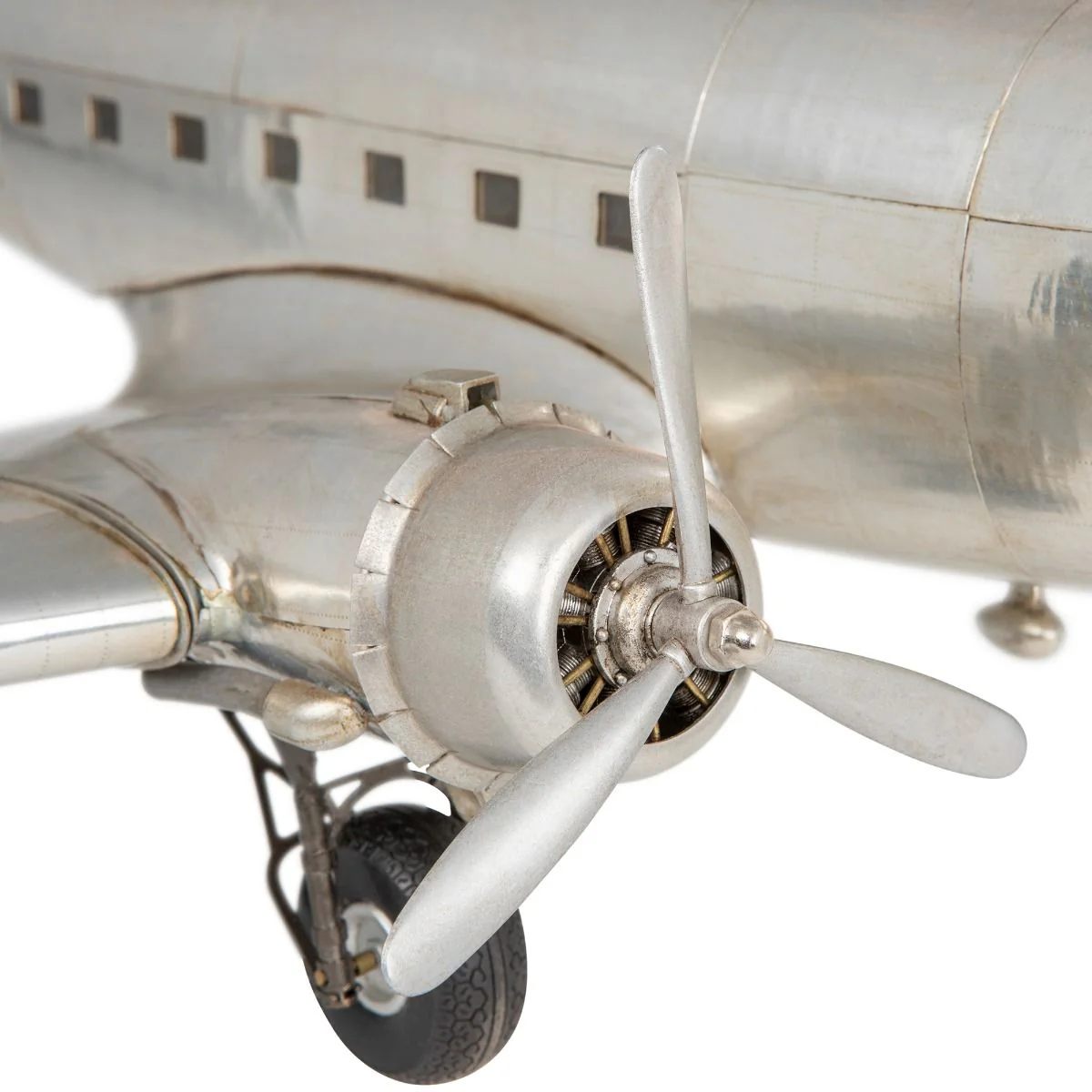 Dakota DC-3 - Image 3