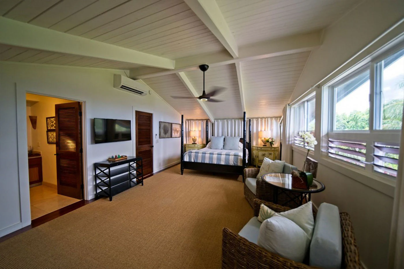 Dali Hale Estate on Secret Beach - Image 18