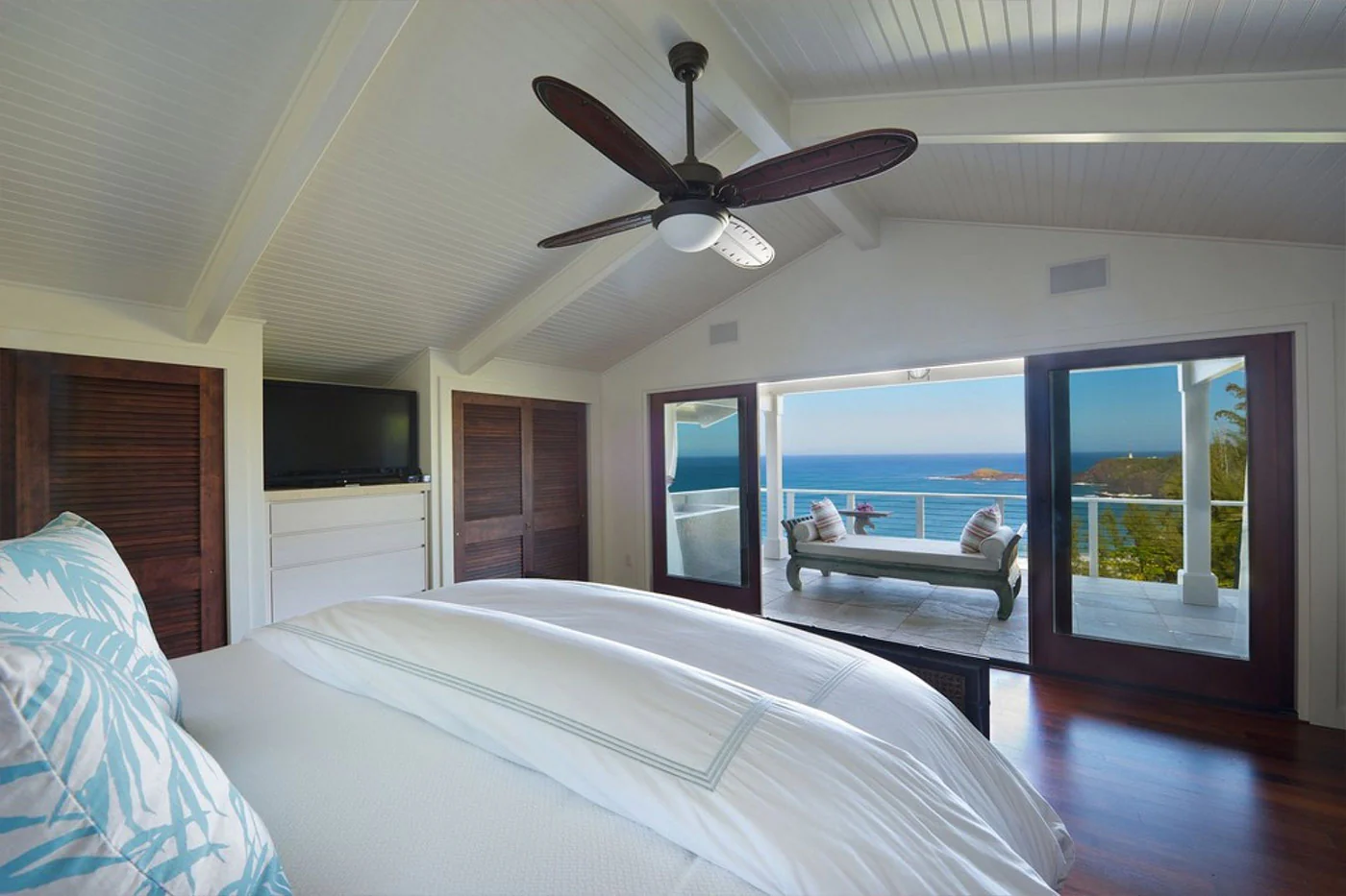 Dali Hale Estate on Secret Beach - Image 24