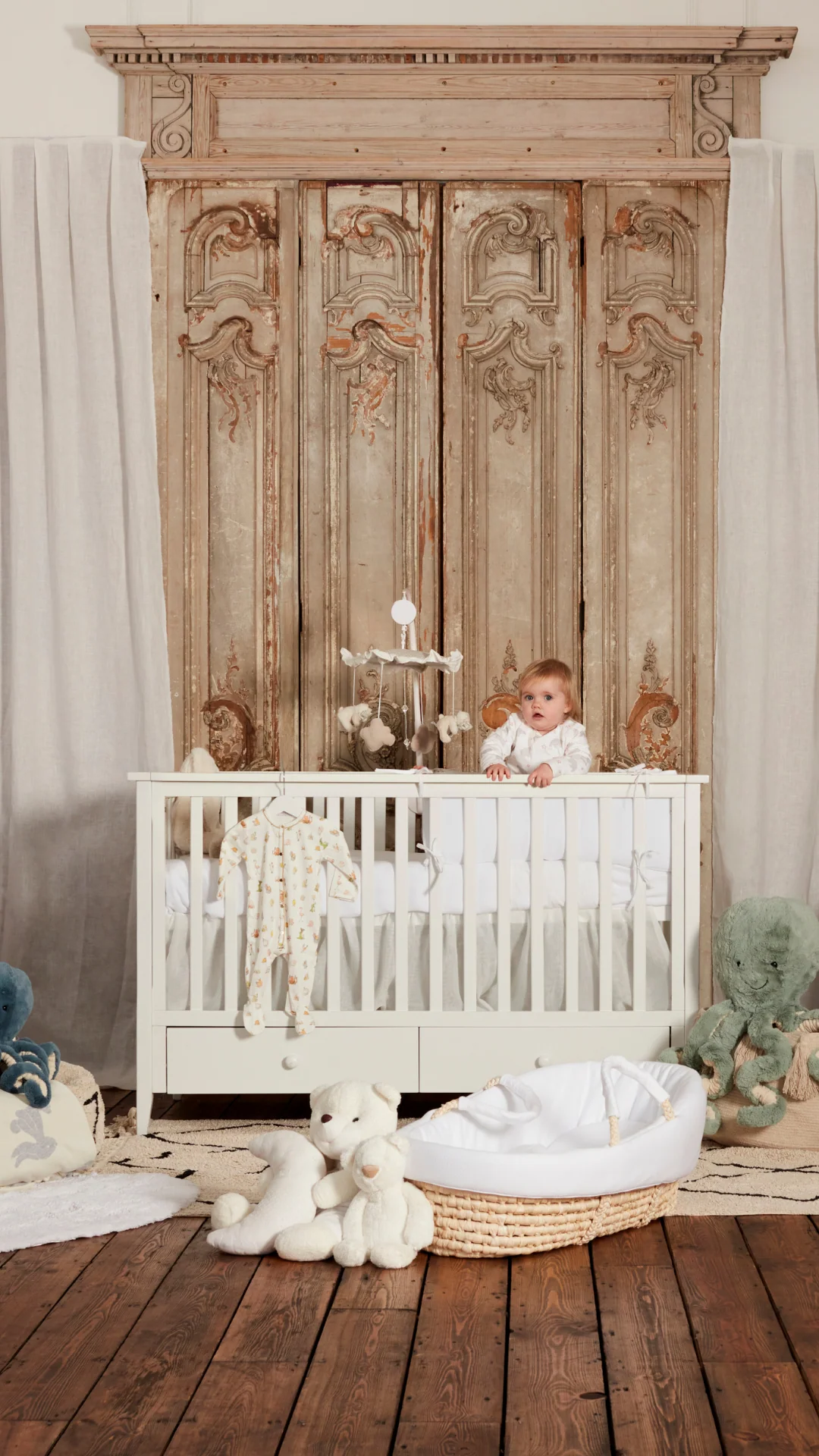 Diamond Pique Moses Basket - Image 4