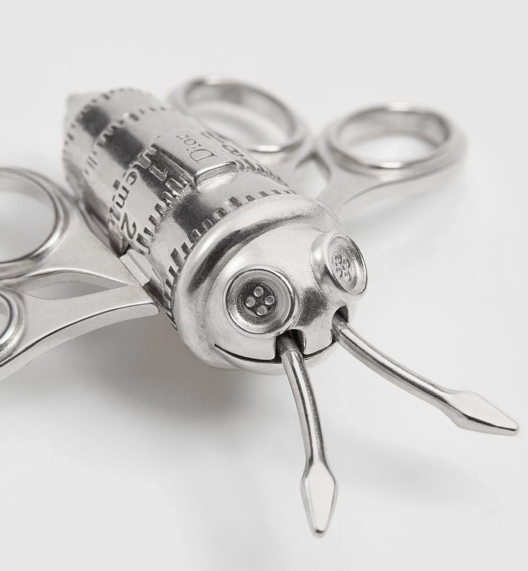 Dior Couture Charms Bee Brooch - Image 4