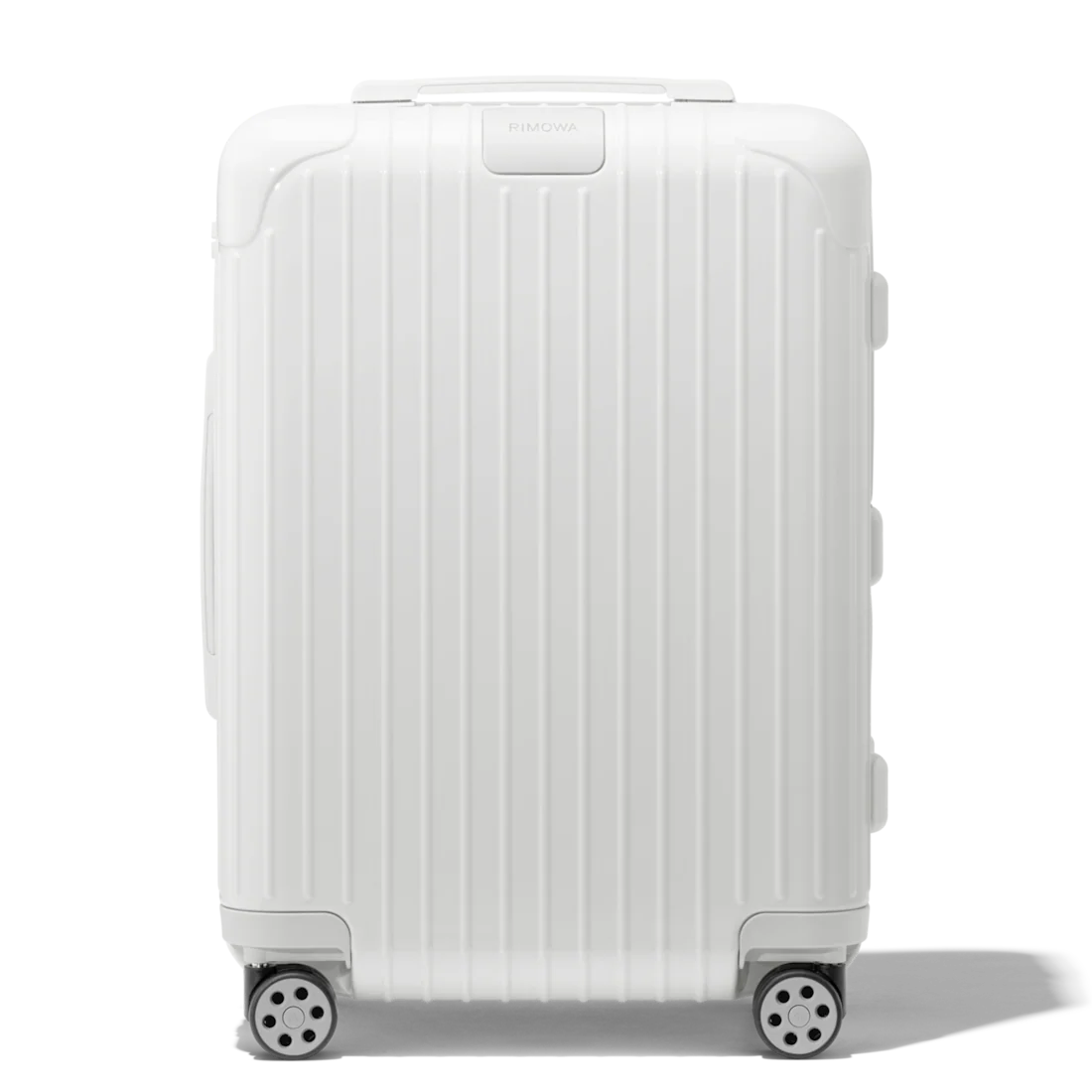 Essential Cabin - Image 19