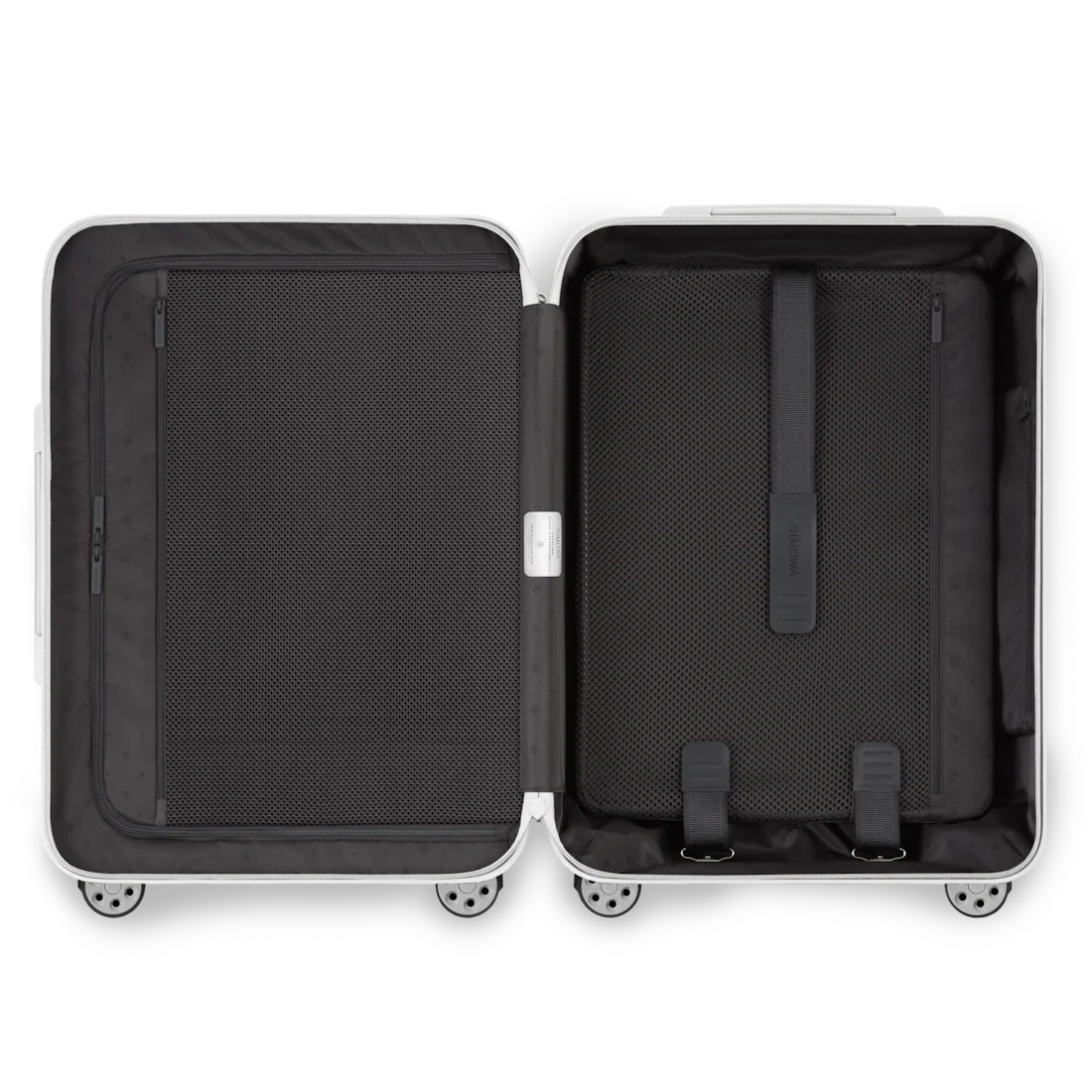 Essential Cabin - Image 22