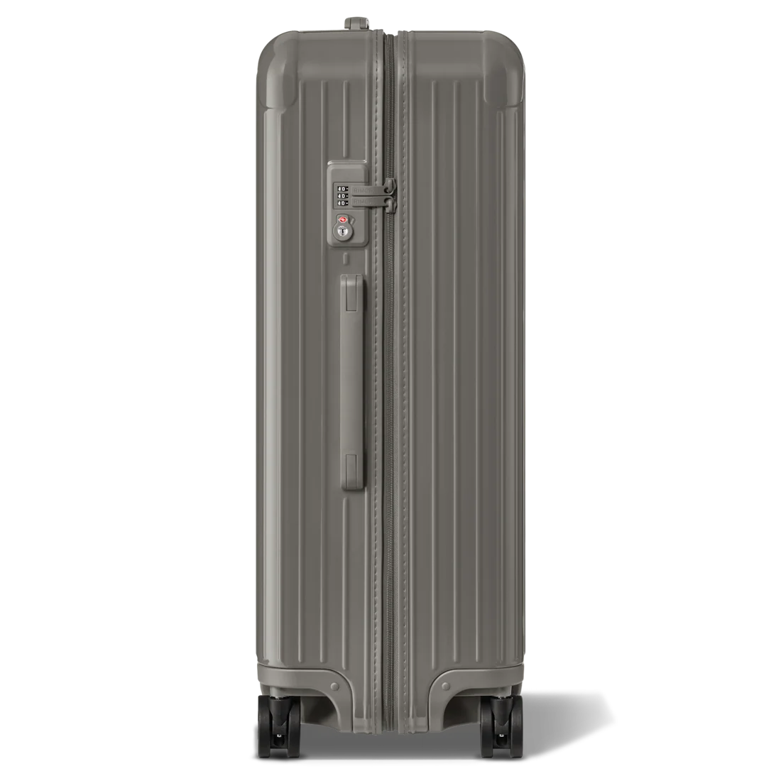 Essential Check-in L - Image 31