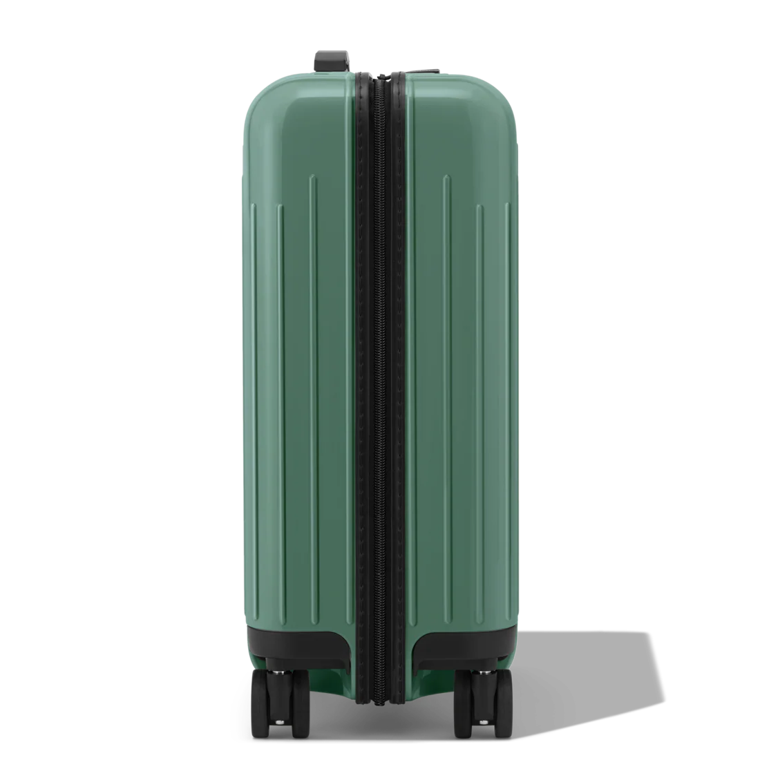 Essential Lite Cabin U - Image 7