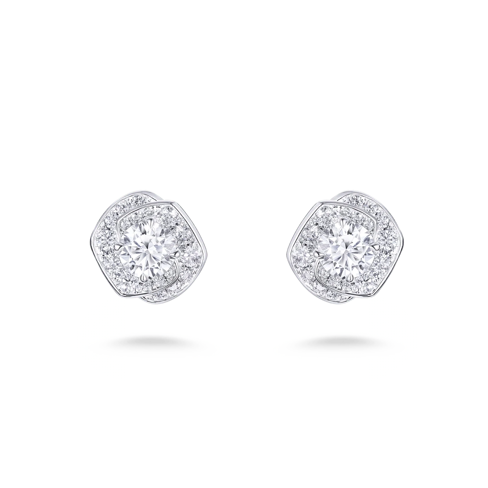 Frozen Kiss Stud Earrings