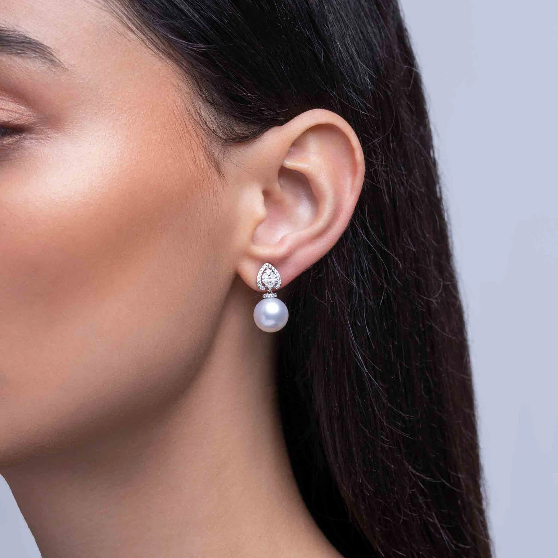 Glitz 18K Gold South Sea Pearl and Diamond Halo Earrings - Image 2