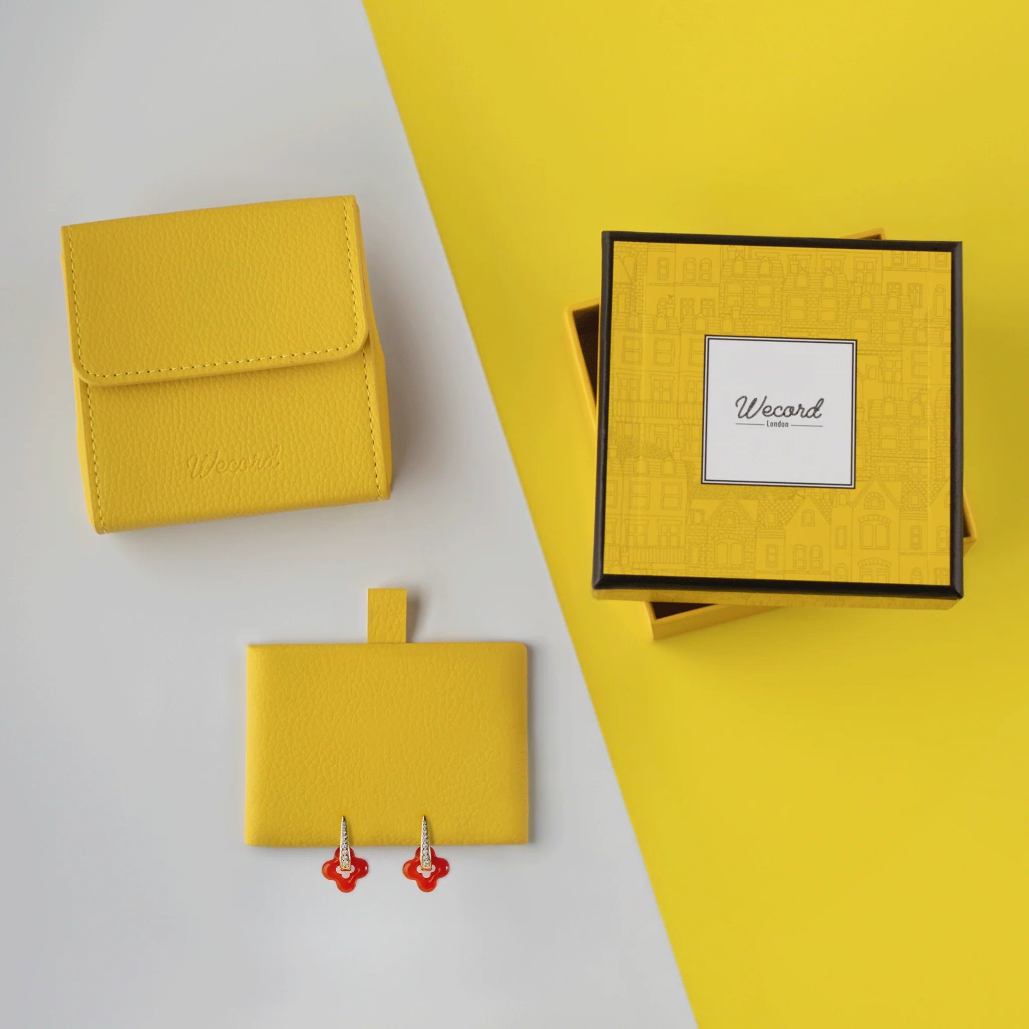 Golden Clover Earrings - Image 7
