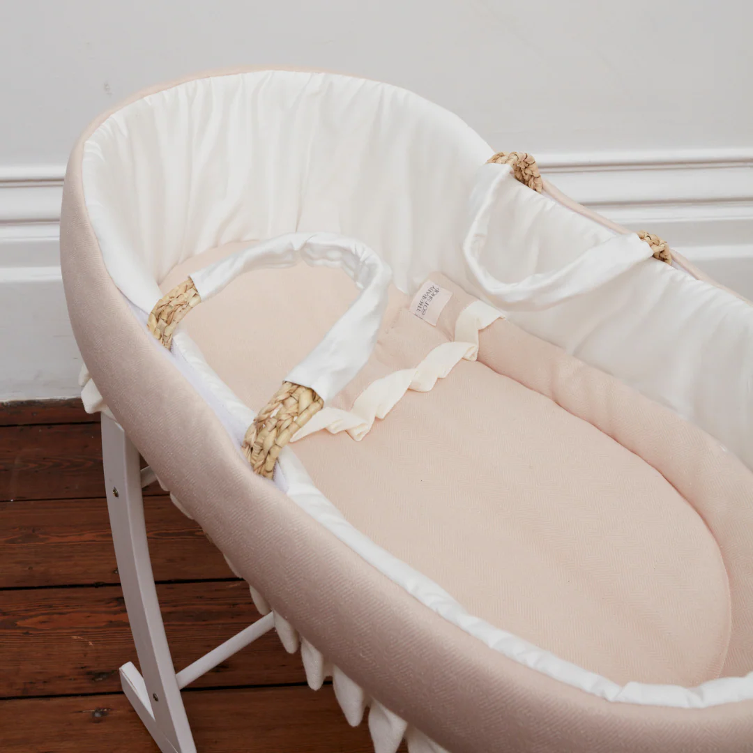 Grace Rose Moses Basket - Image 3