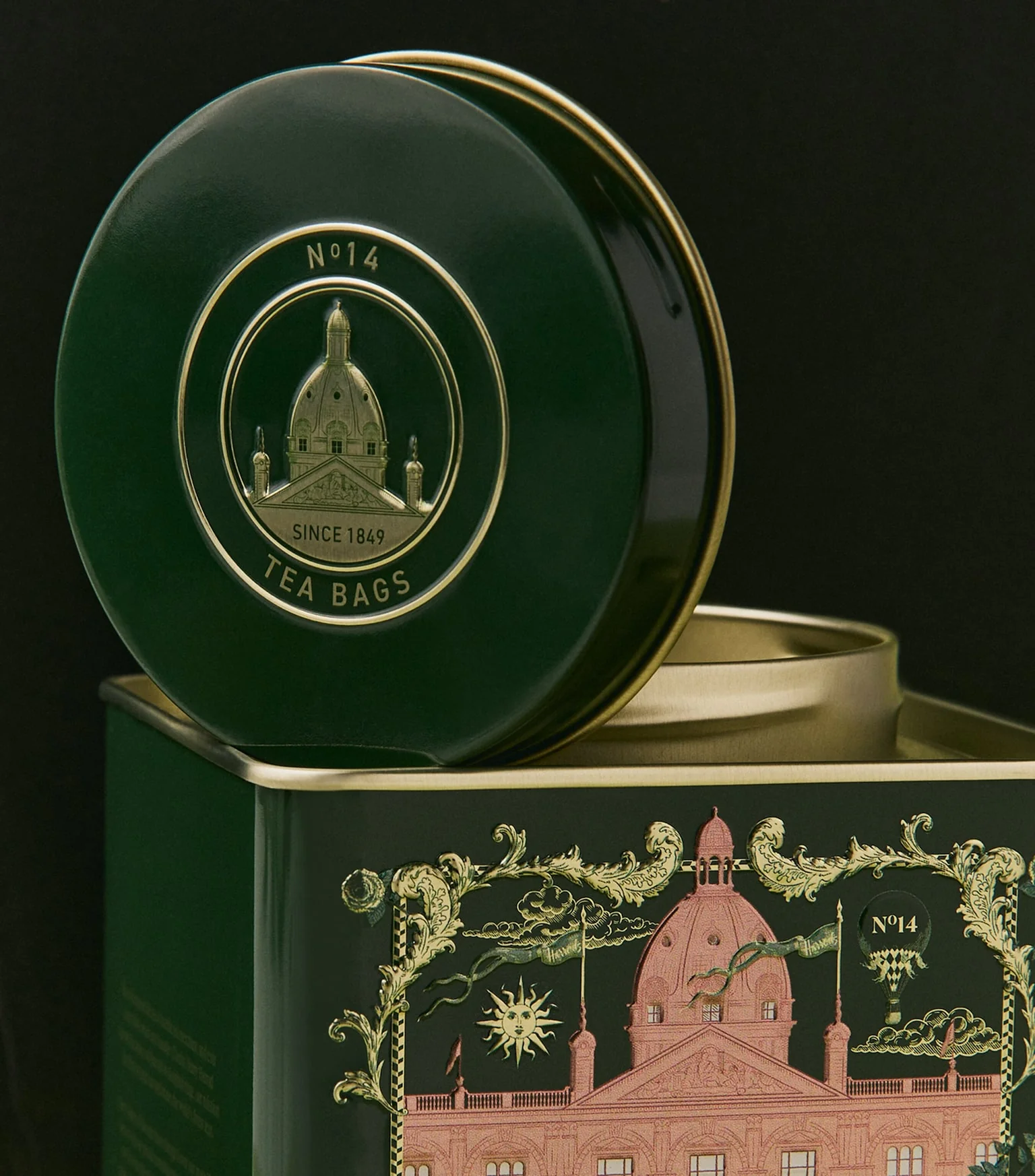 Harrods The 'With Love From Harrods' Hamper - Image 3