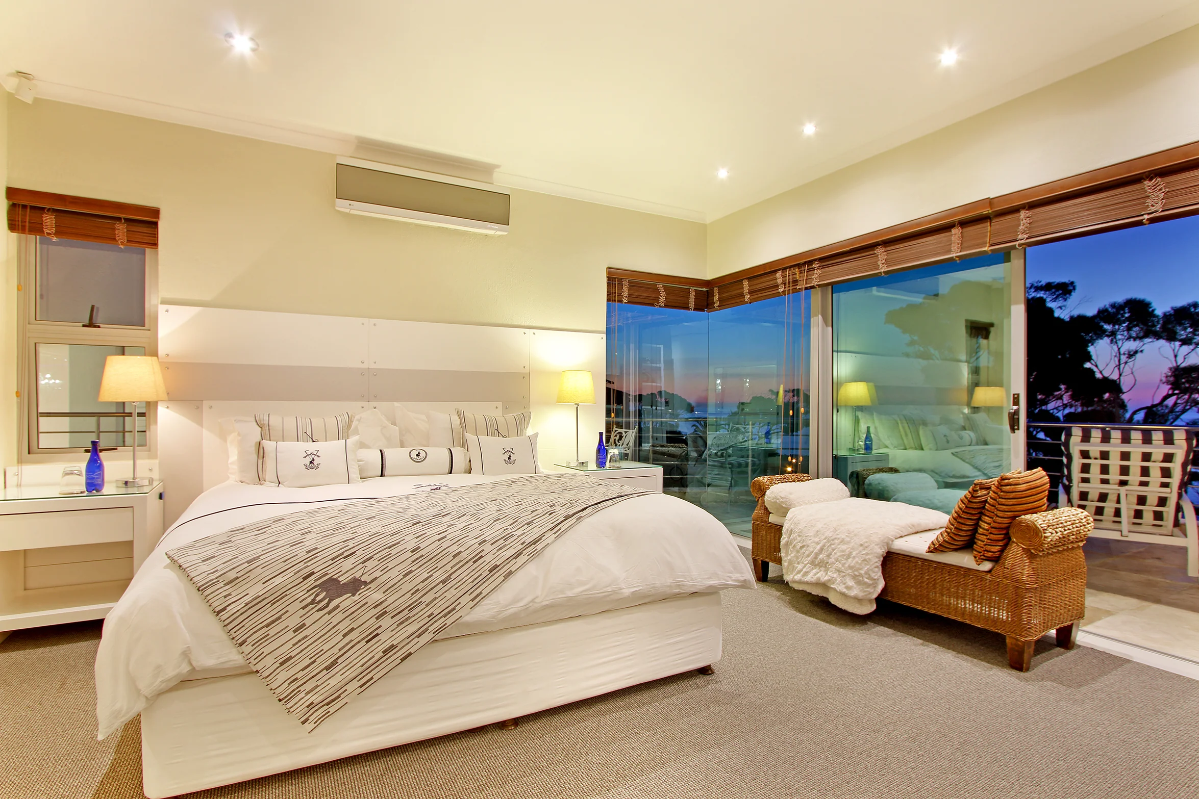 Hollywood Mansion & Spa - Image 26