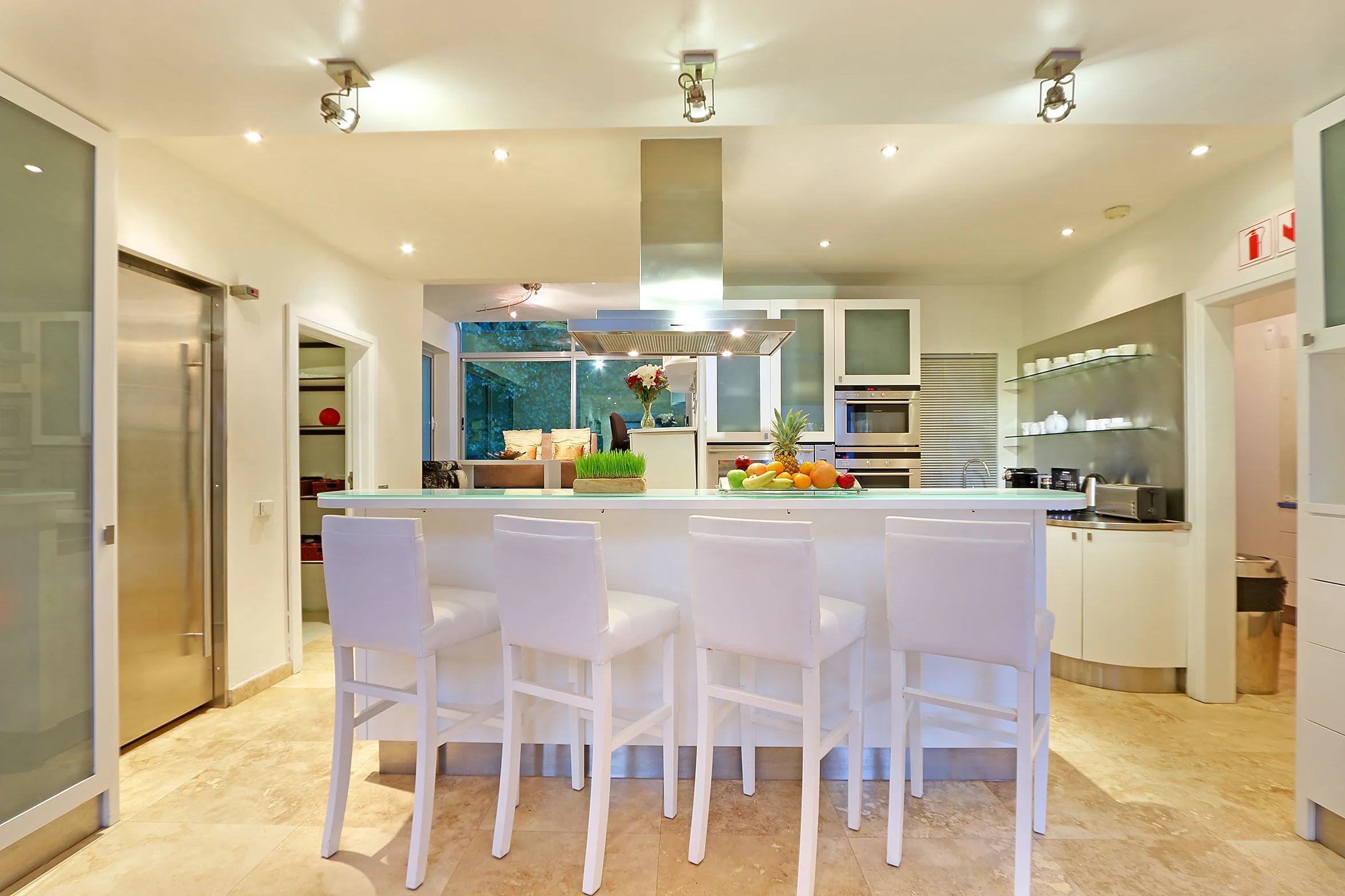 Hollywood Mansion & Spa - Image 27