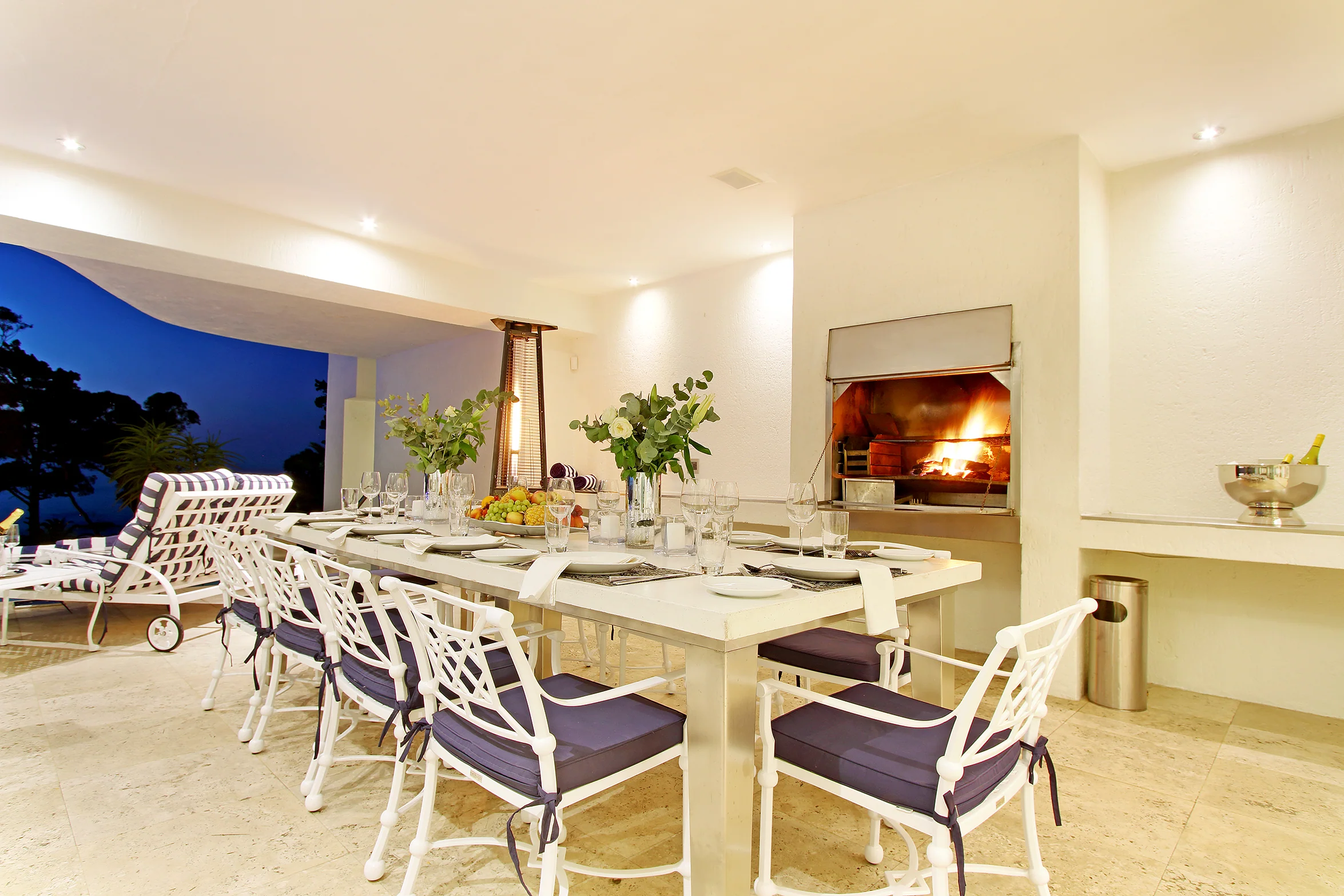 Hollywood Mansion & Spa - Image 35